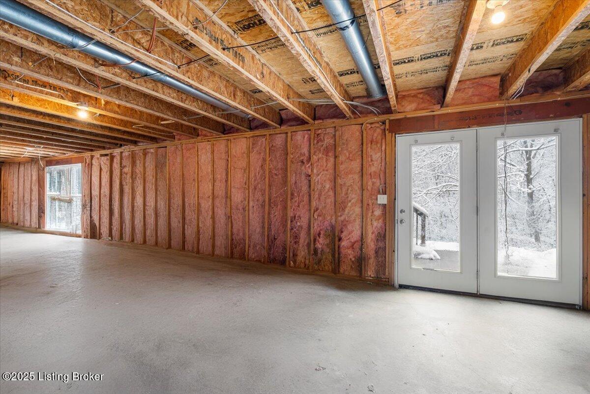 11429 Top Walnut Loop