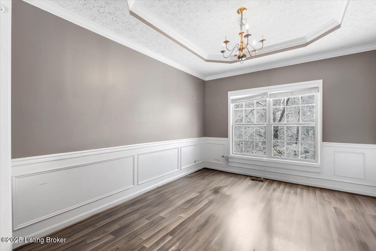 11429 Top Walnut Loop
