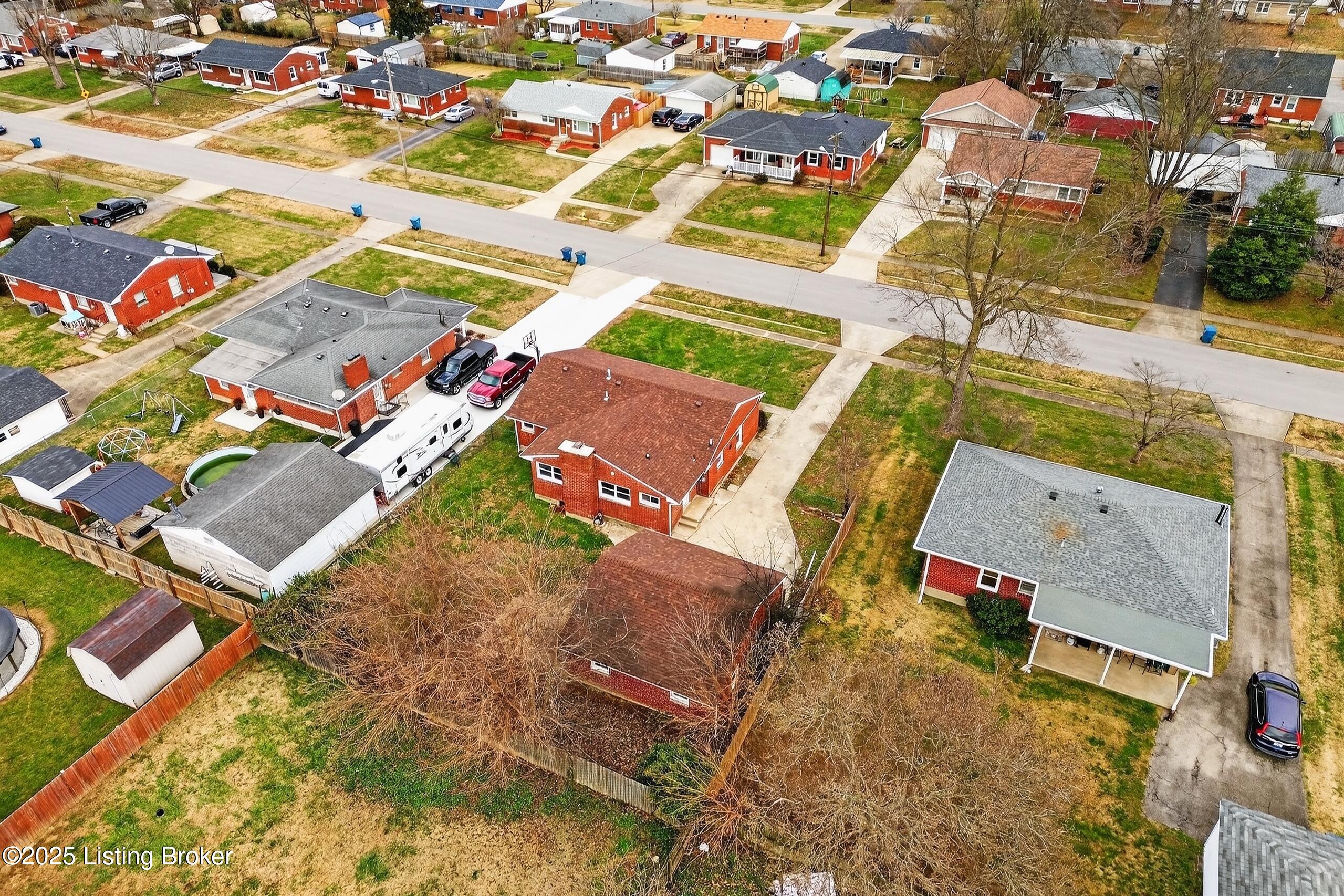 1910 Dixie Garden Dr