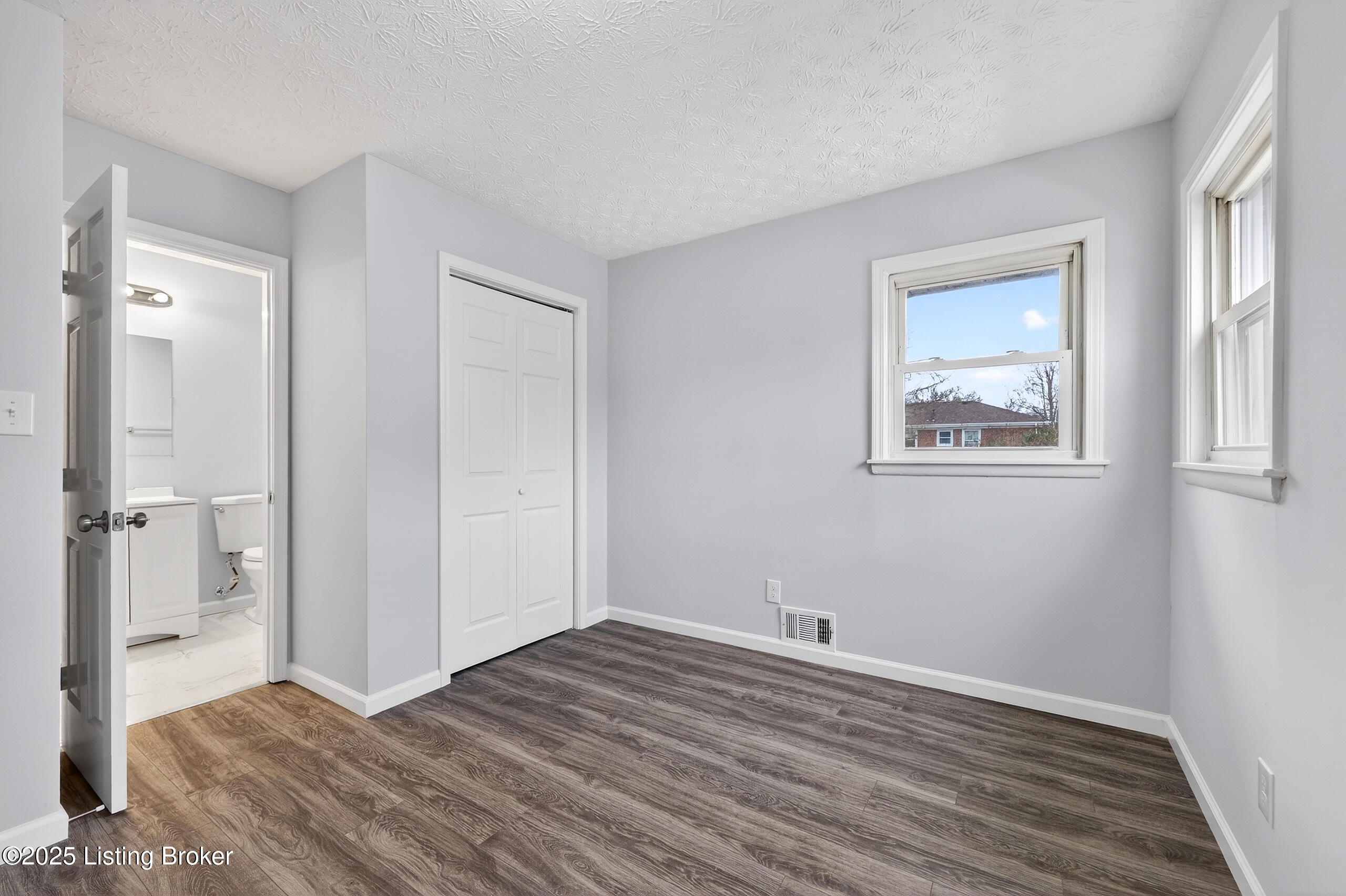 1910 Dixie Garden Dr