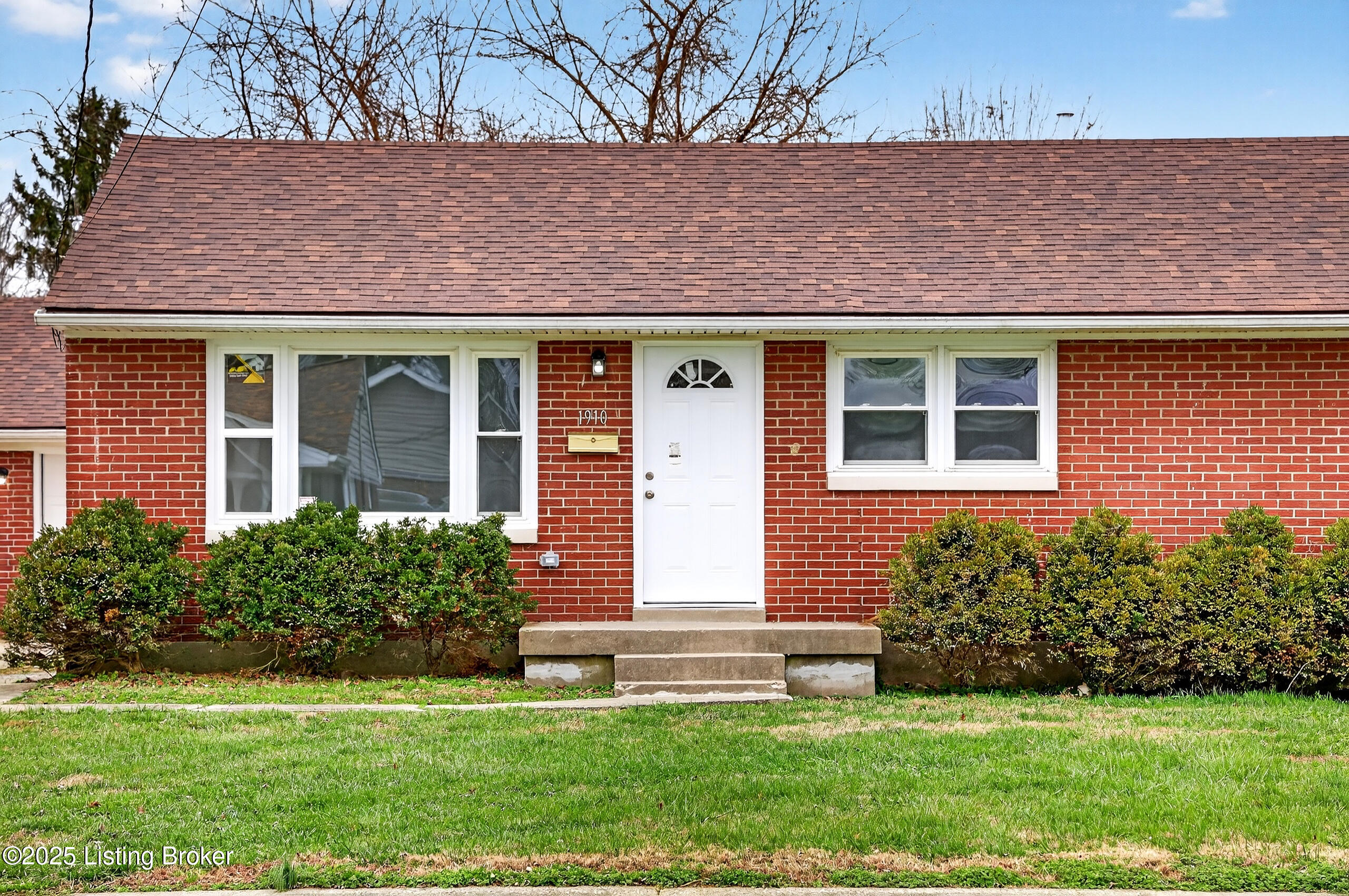 1910 Dixie Garden Dr