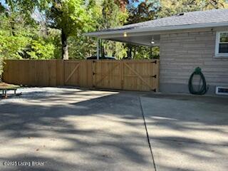 3212 Carrie Dr