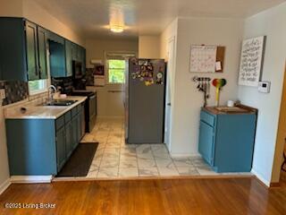 3212 Carrie Dr