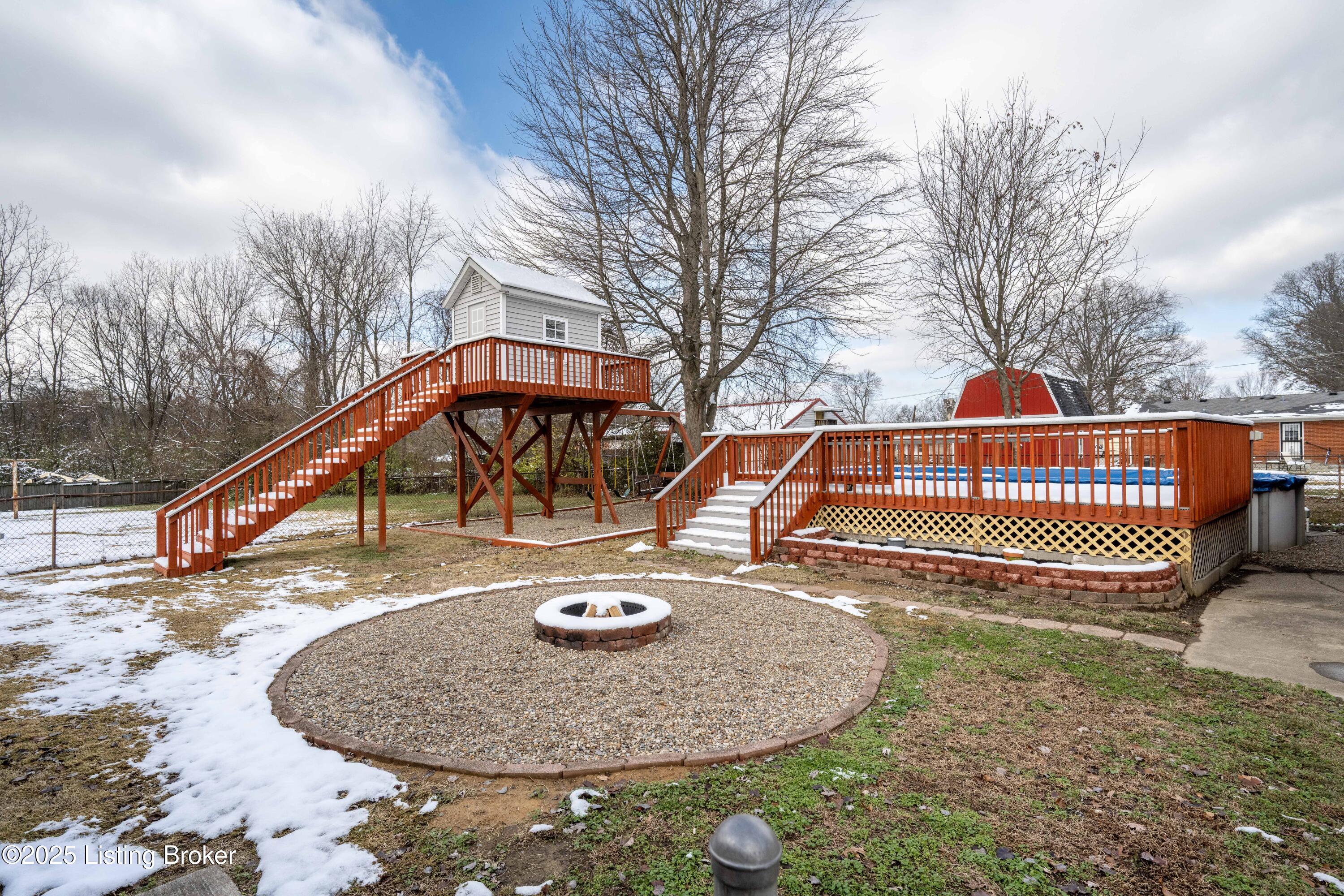 7517 Mallard Dr