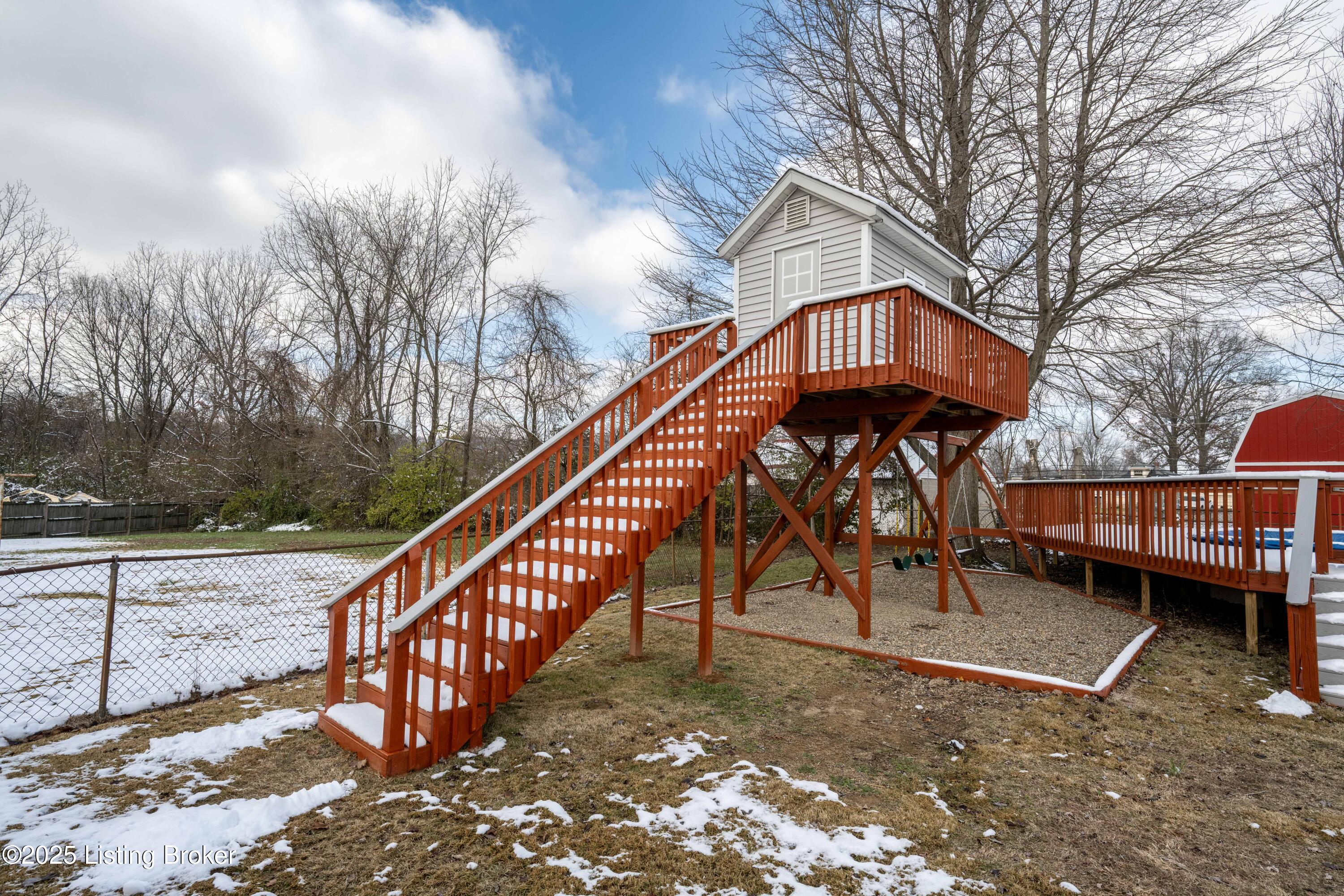 7517 Mallard Dr