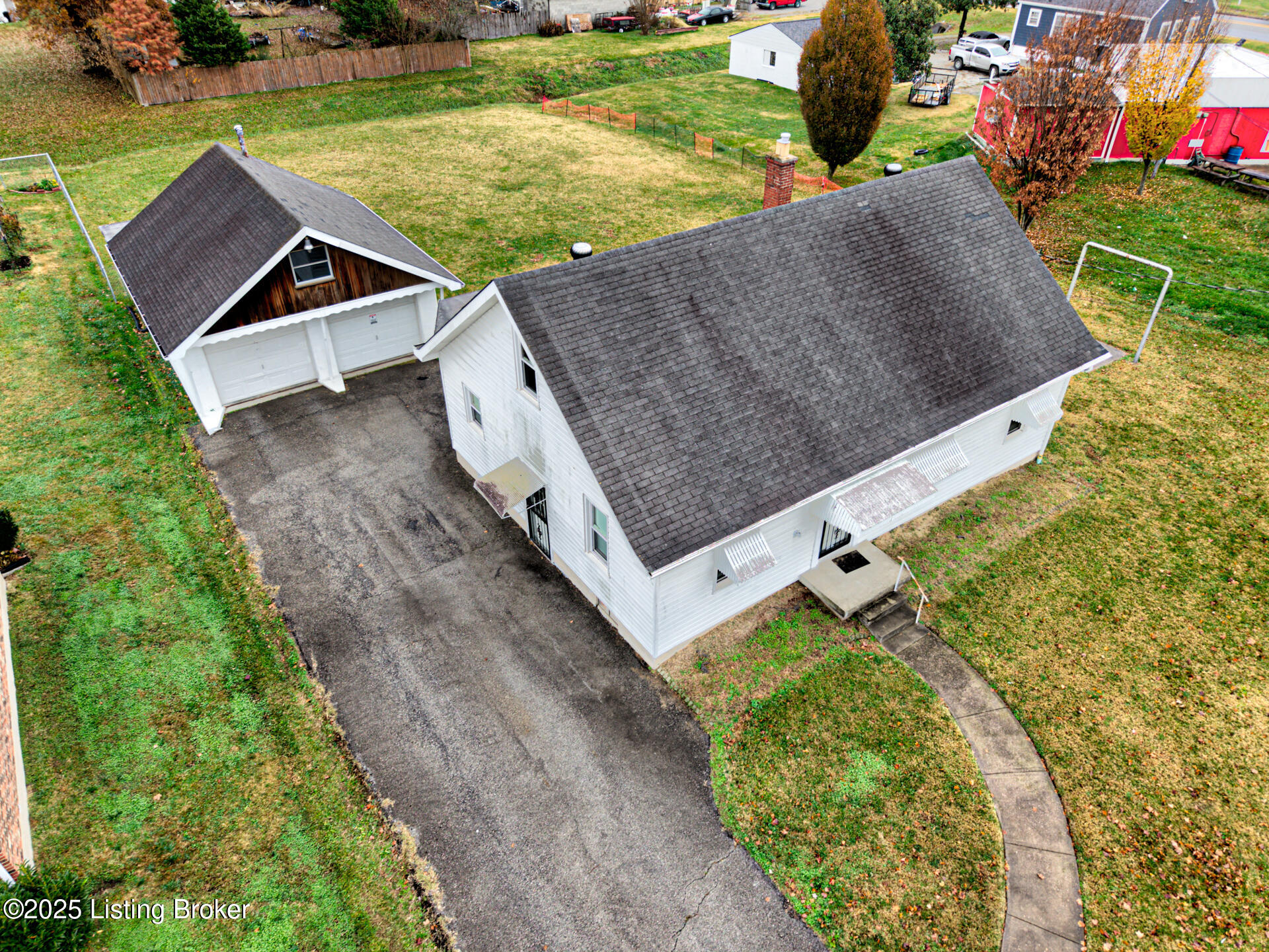7311 Sky Blue Ave