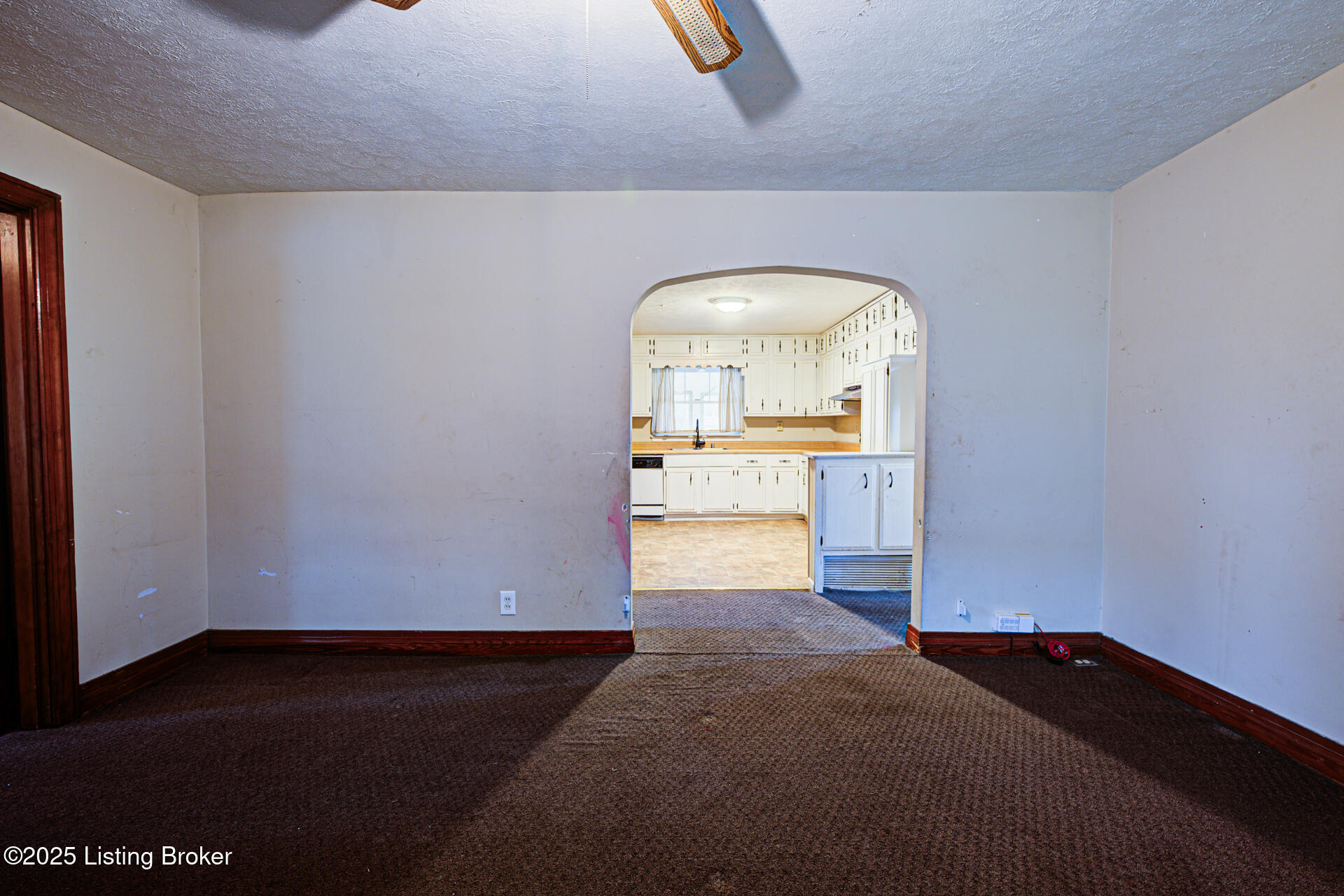 7311 Sky Blue Ave