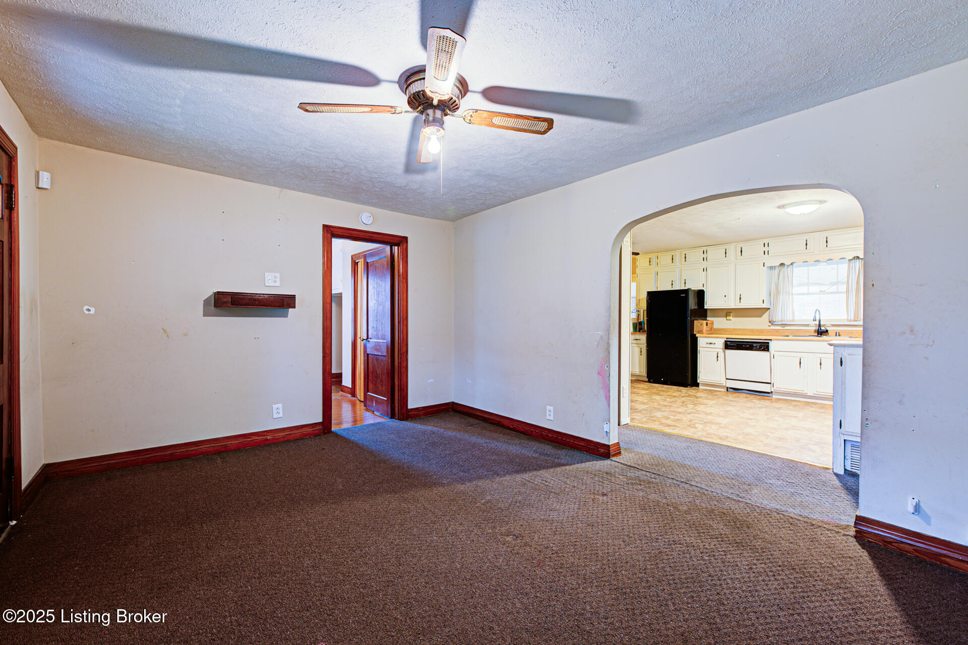 7311 Sky Blue Ave
