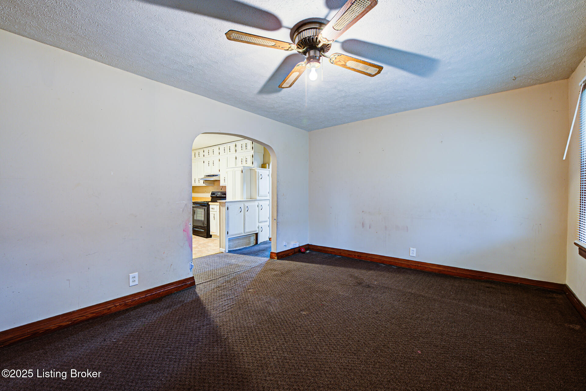 7311 Sky Blue Ave