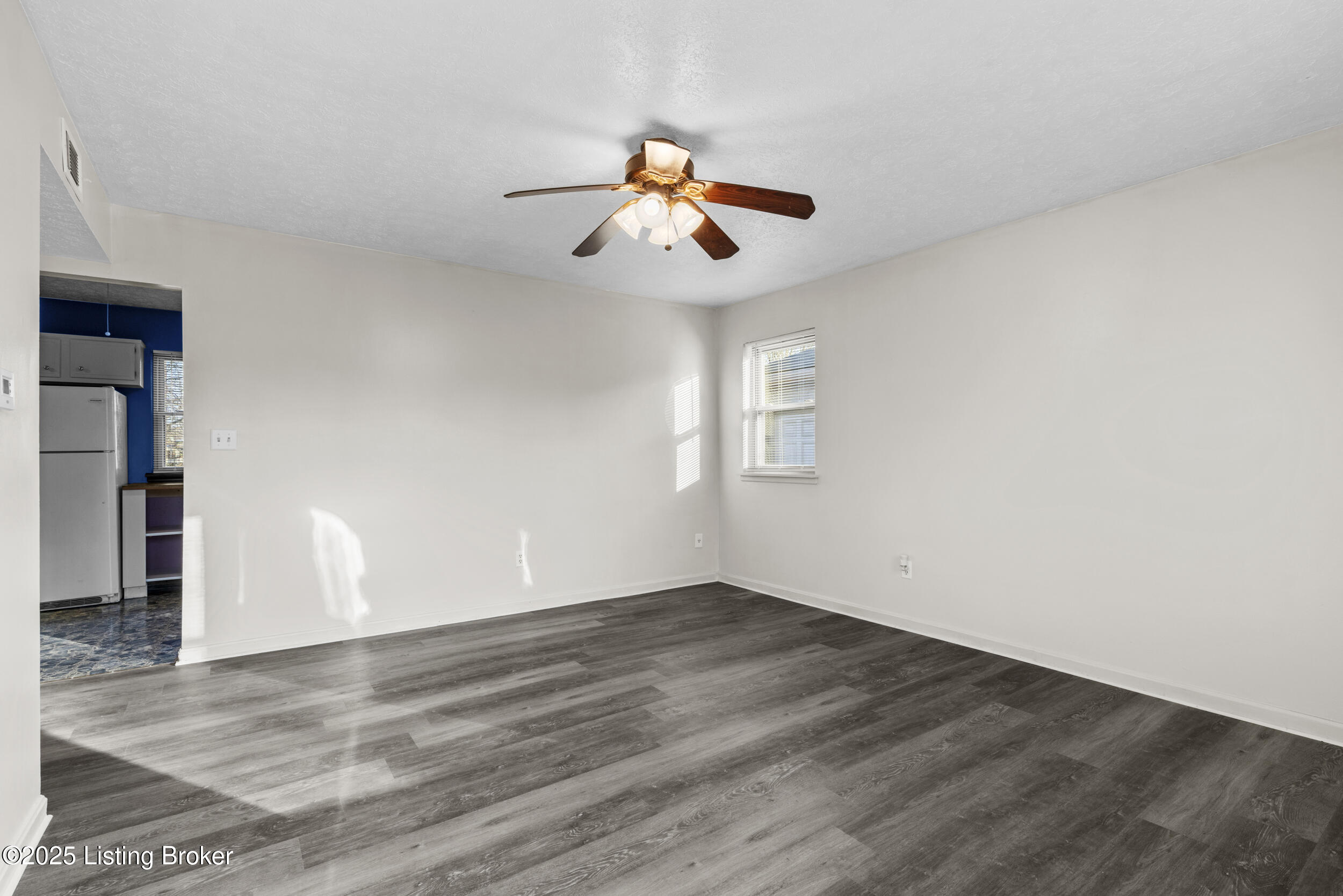 8405 Jan Way