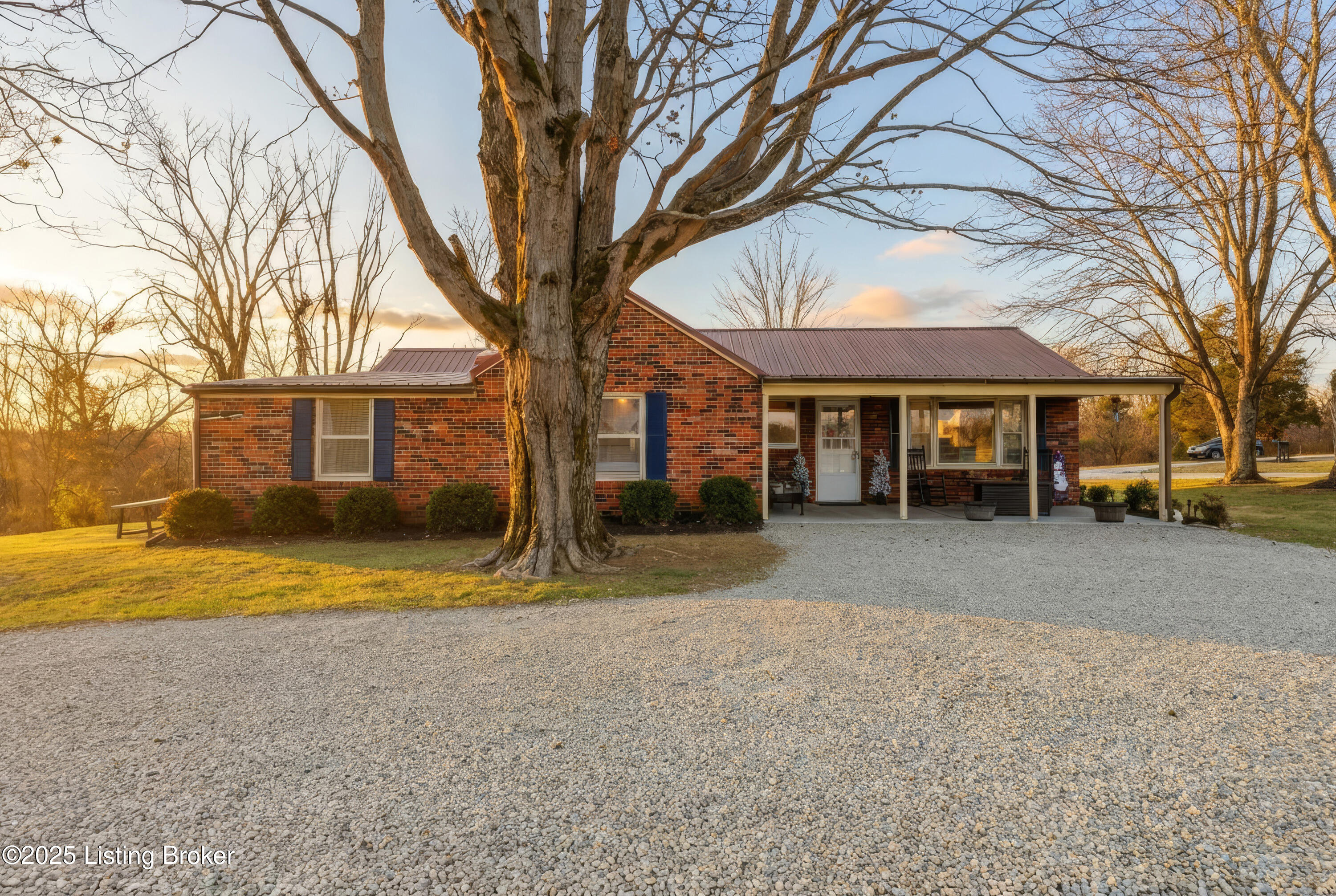125 Buffalo Hill