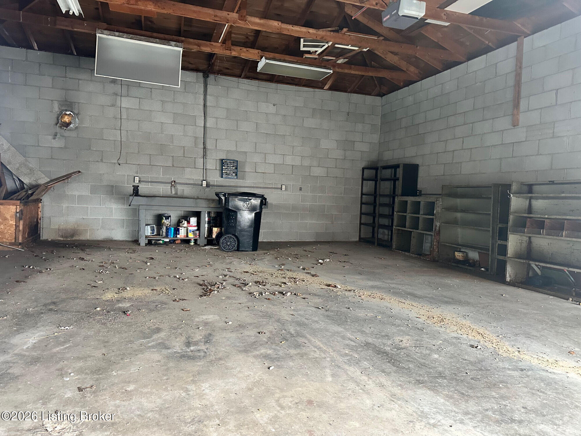 7207 Ivan Ct