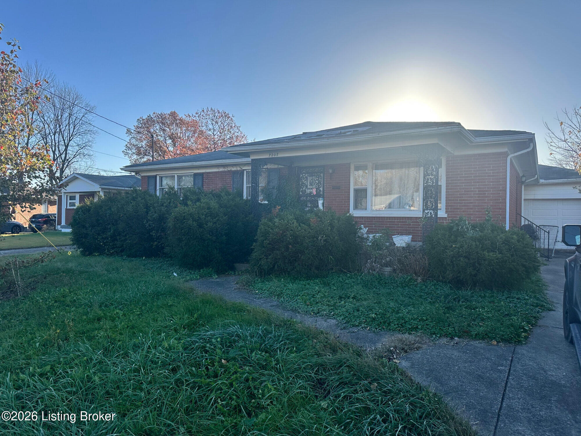 7207 Ivan Ct