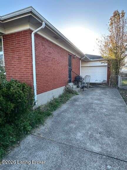 7207 Ivan Ct