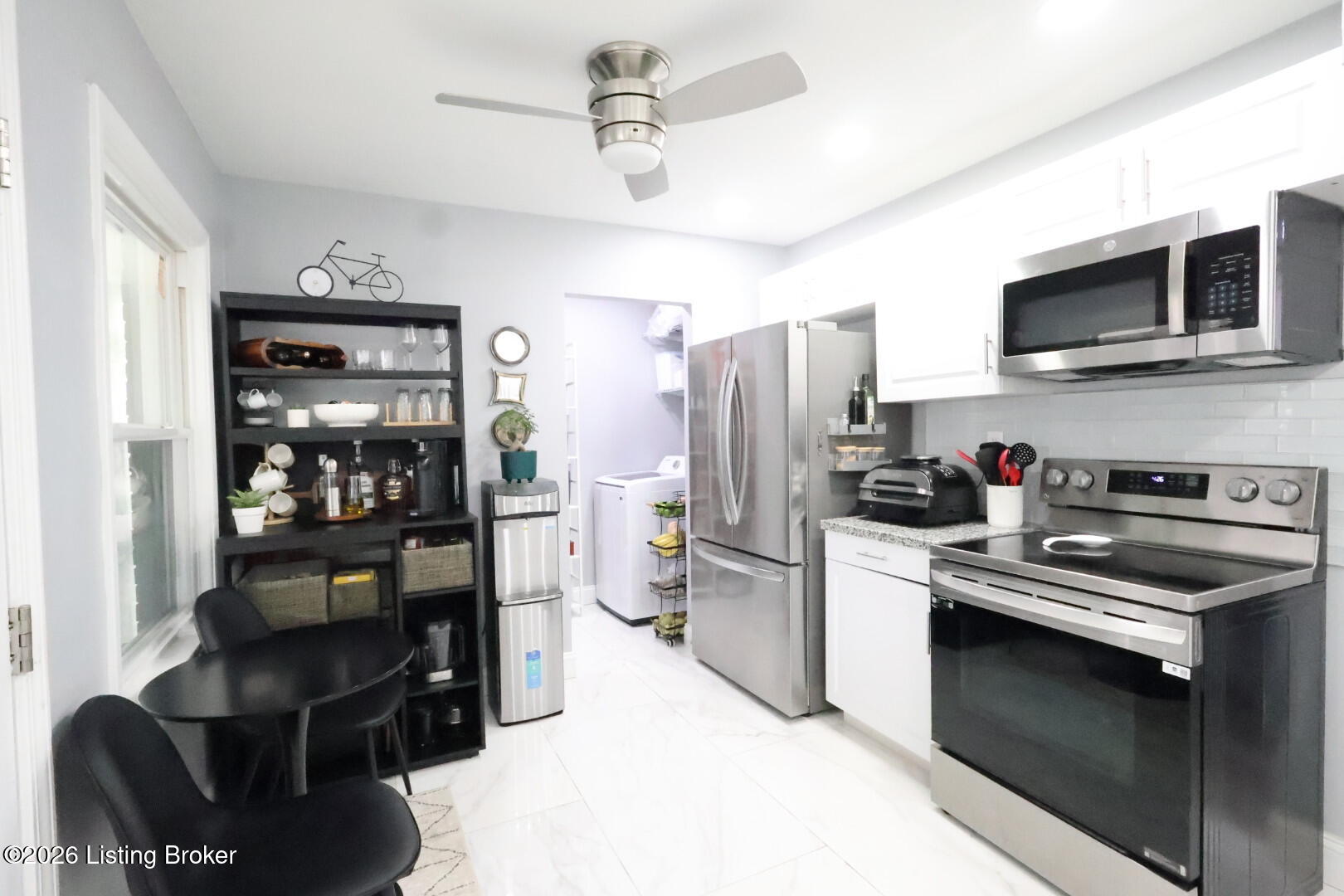 5208 Rural Way