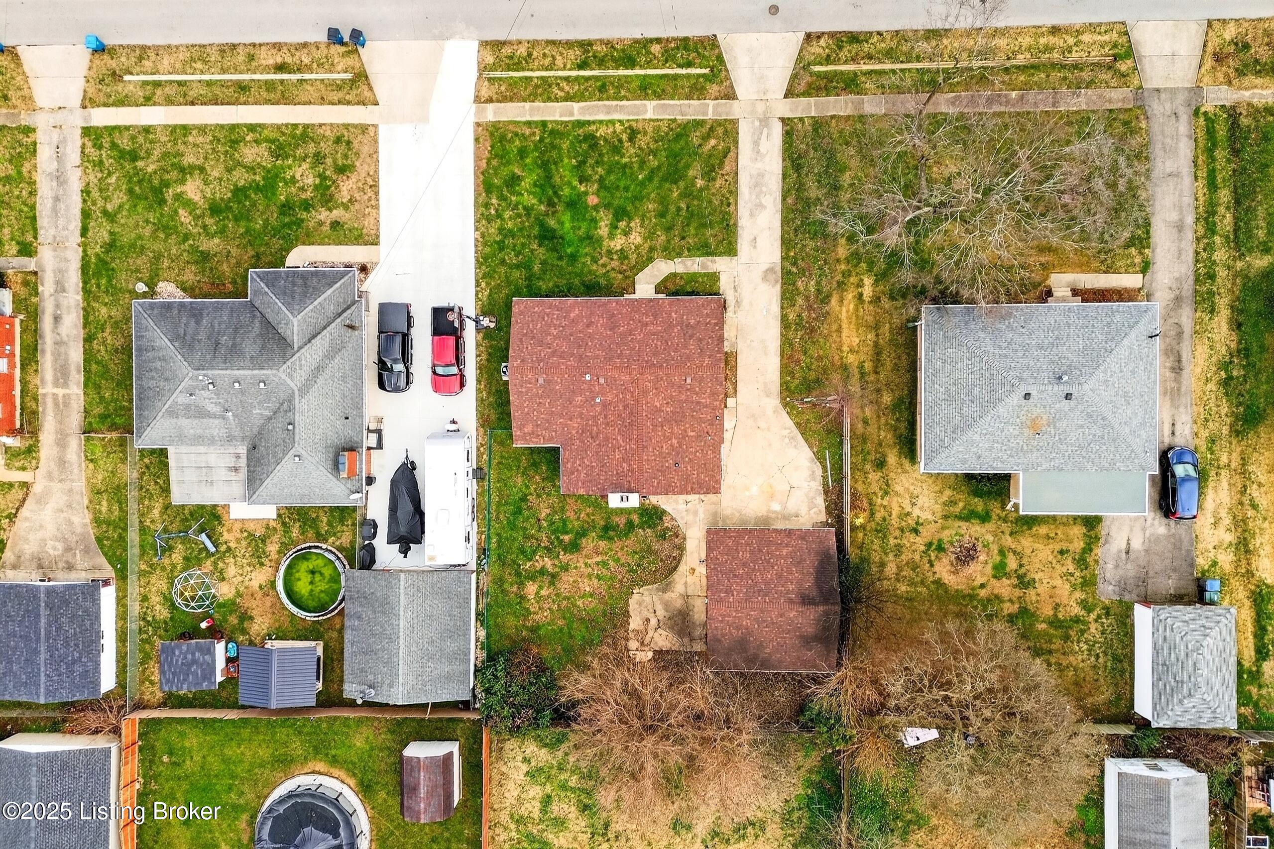 1910 Dixie Garden Dr