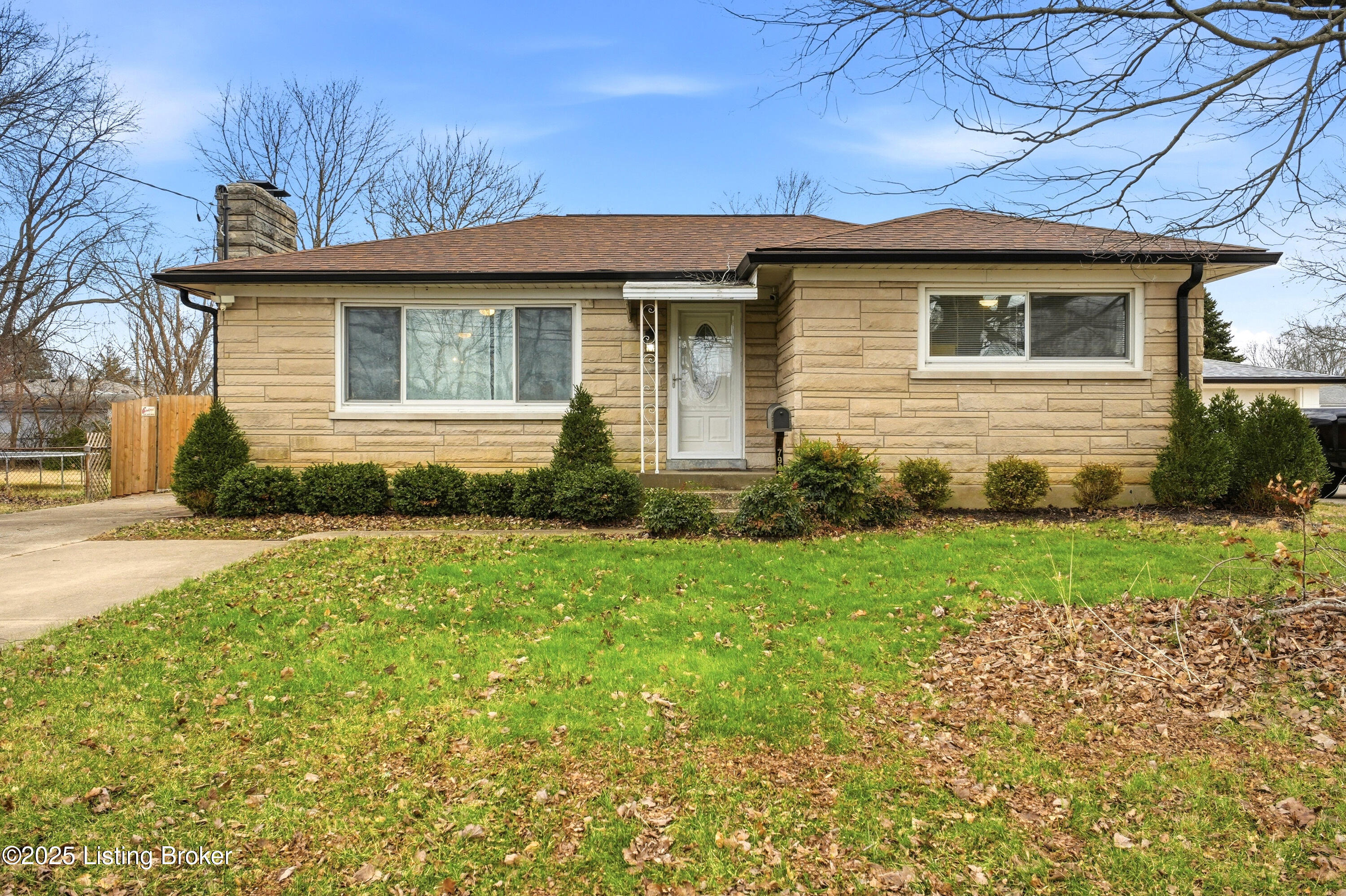 7905 Daffodil Dr