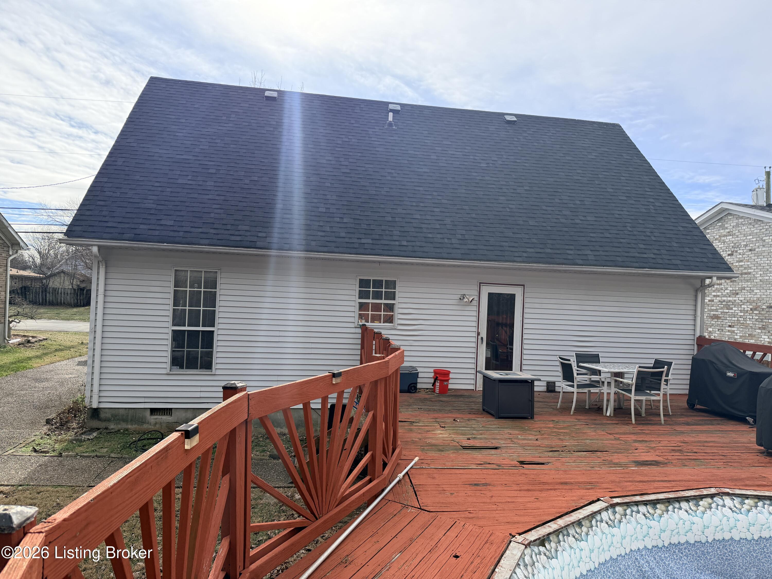 5911 Midnight Ln