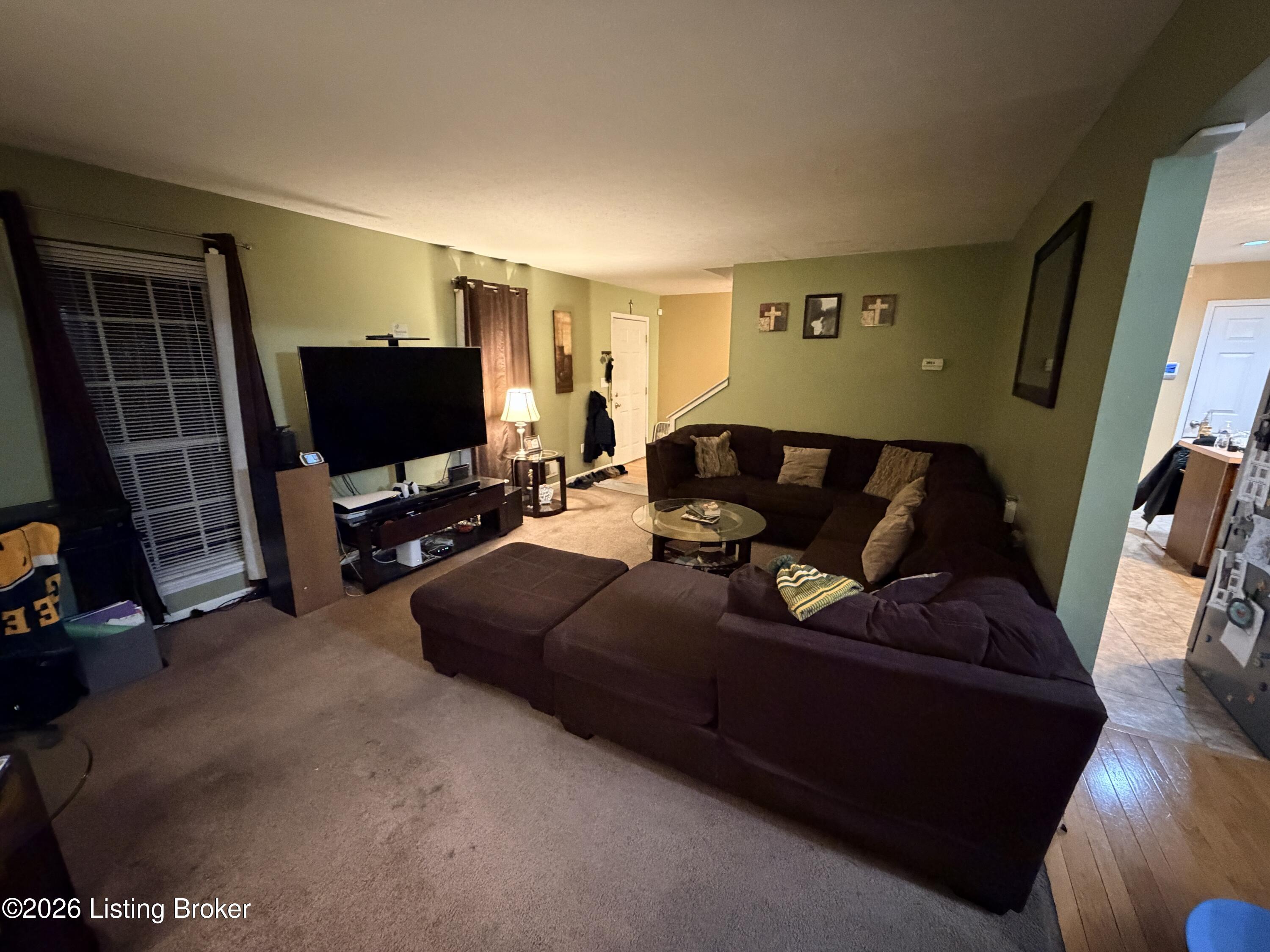 5911 Midnight Ln