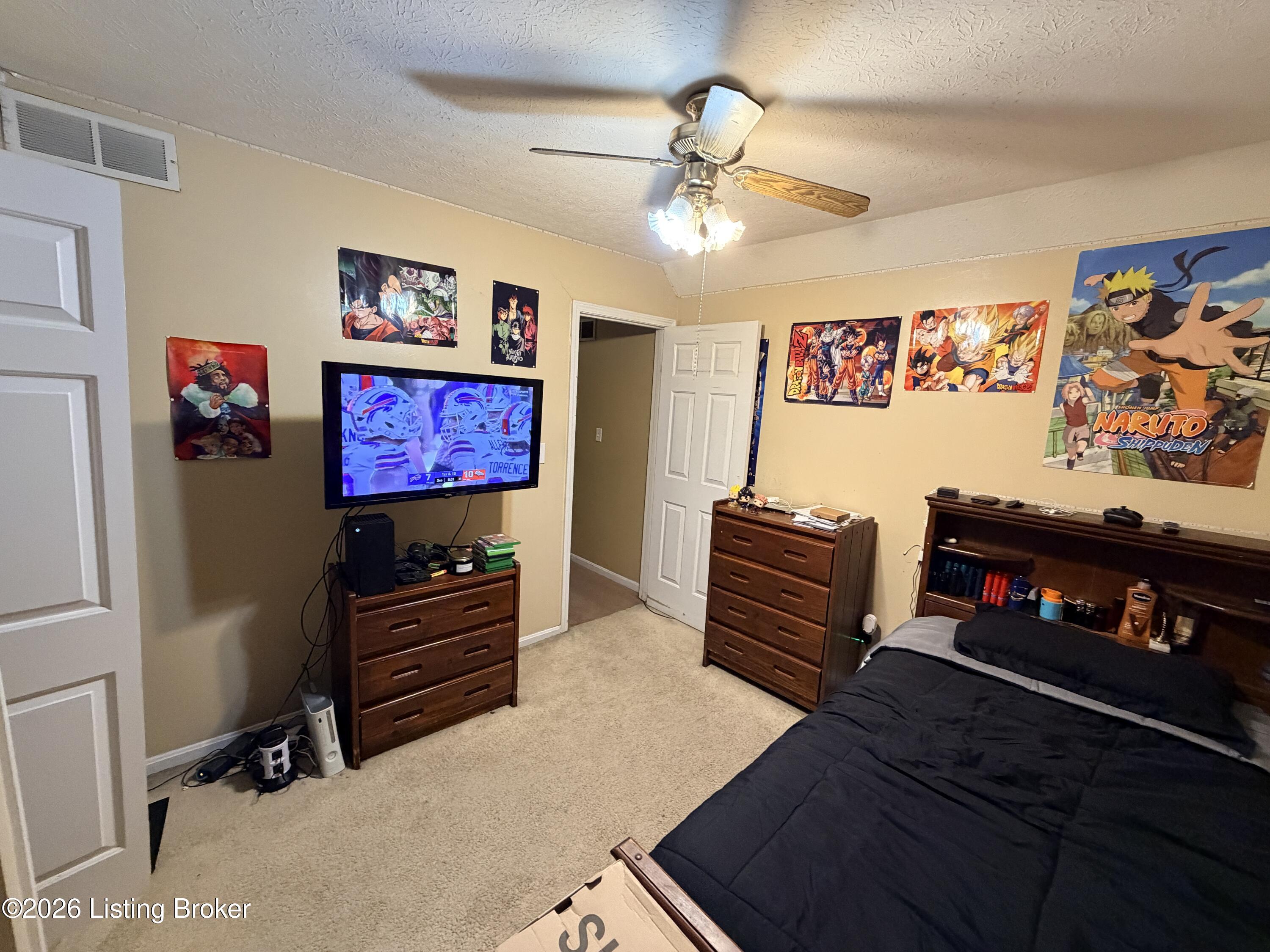 5911 Midnight Ln