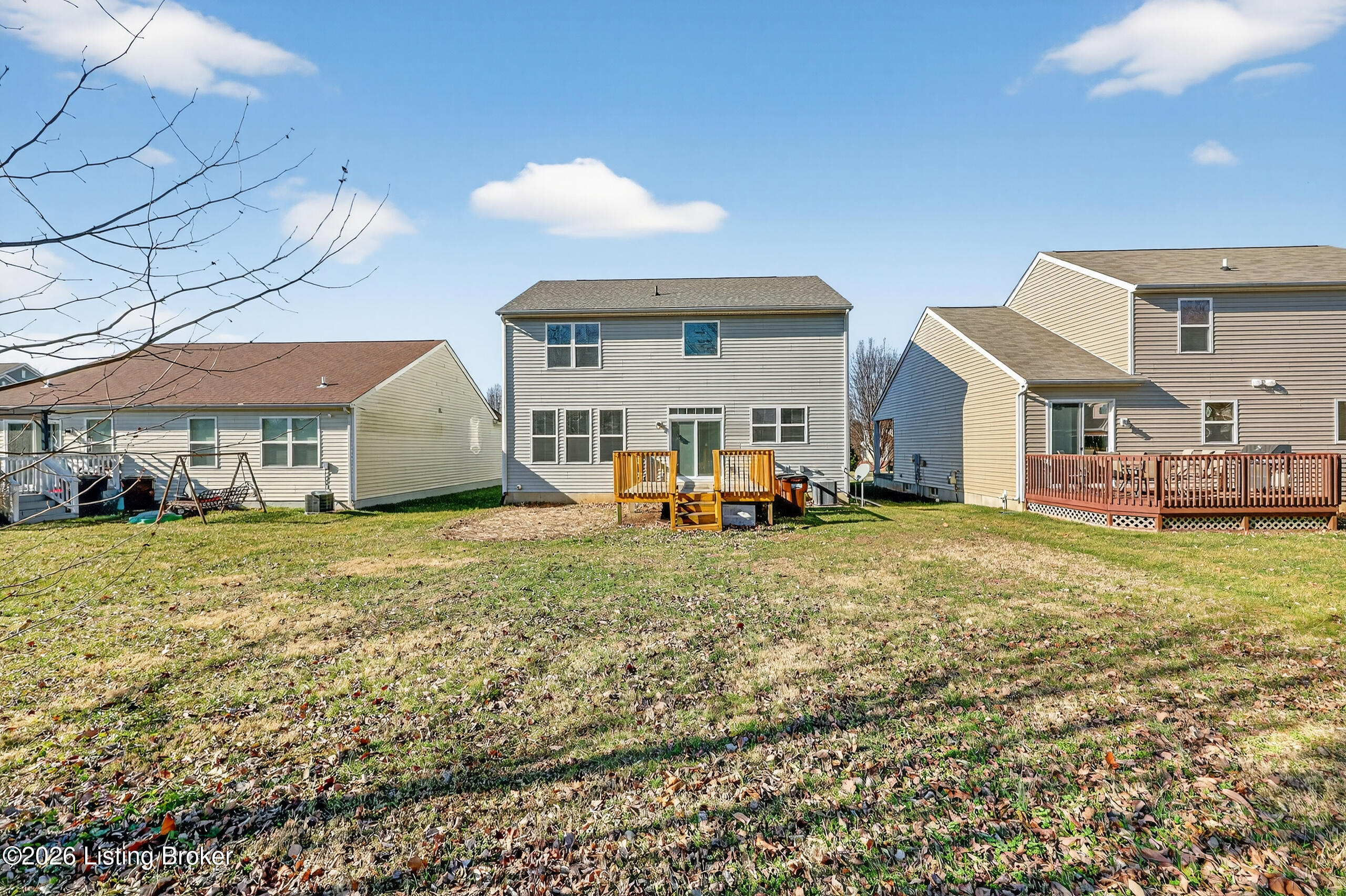 5609 Red Crested Way