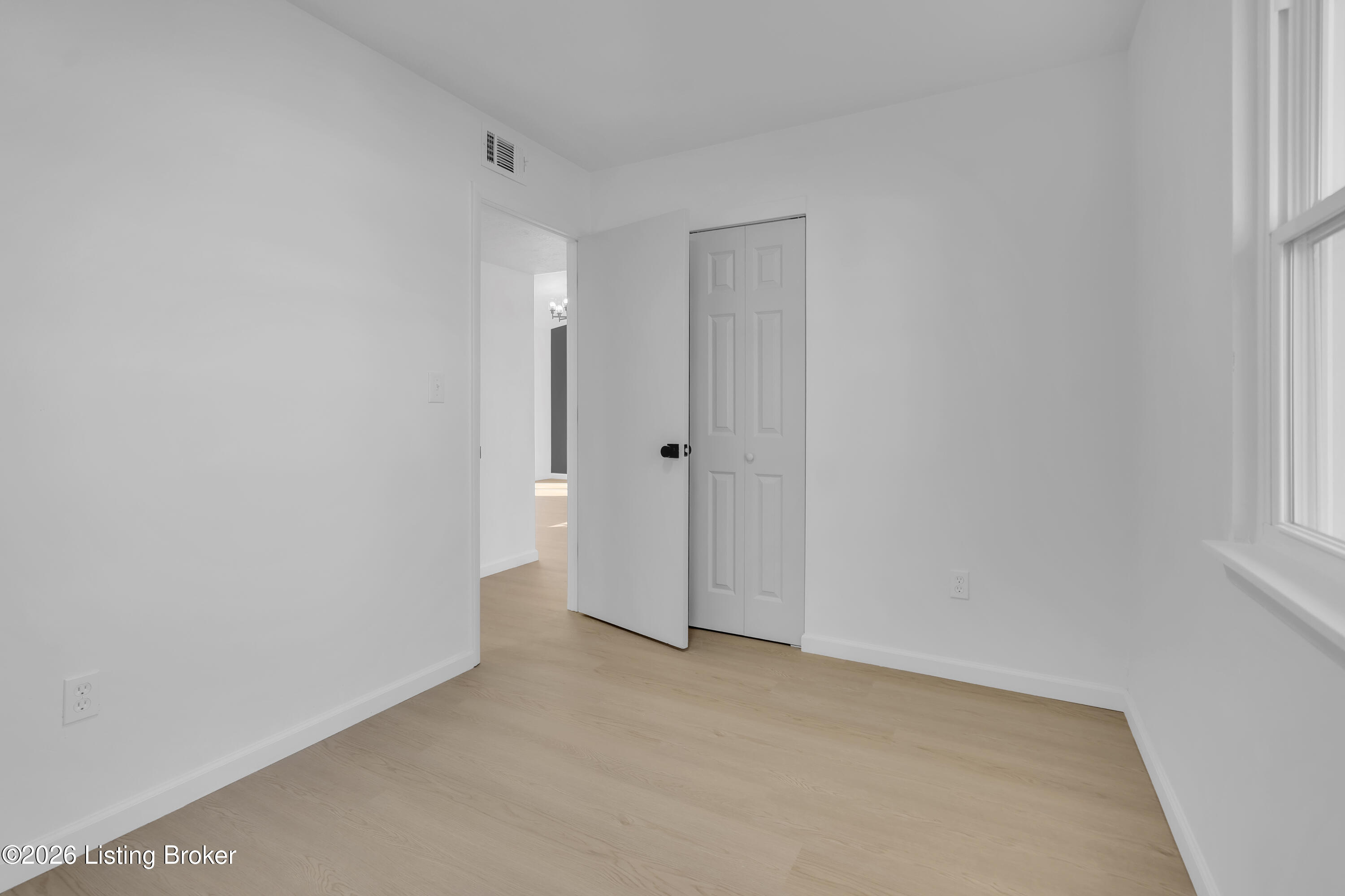 9008 Willowcreek Dr