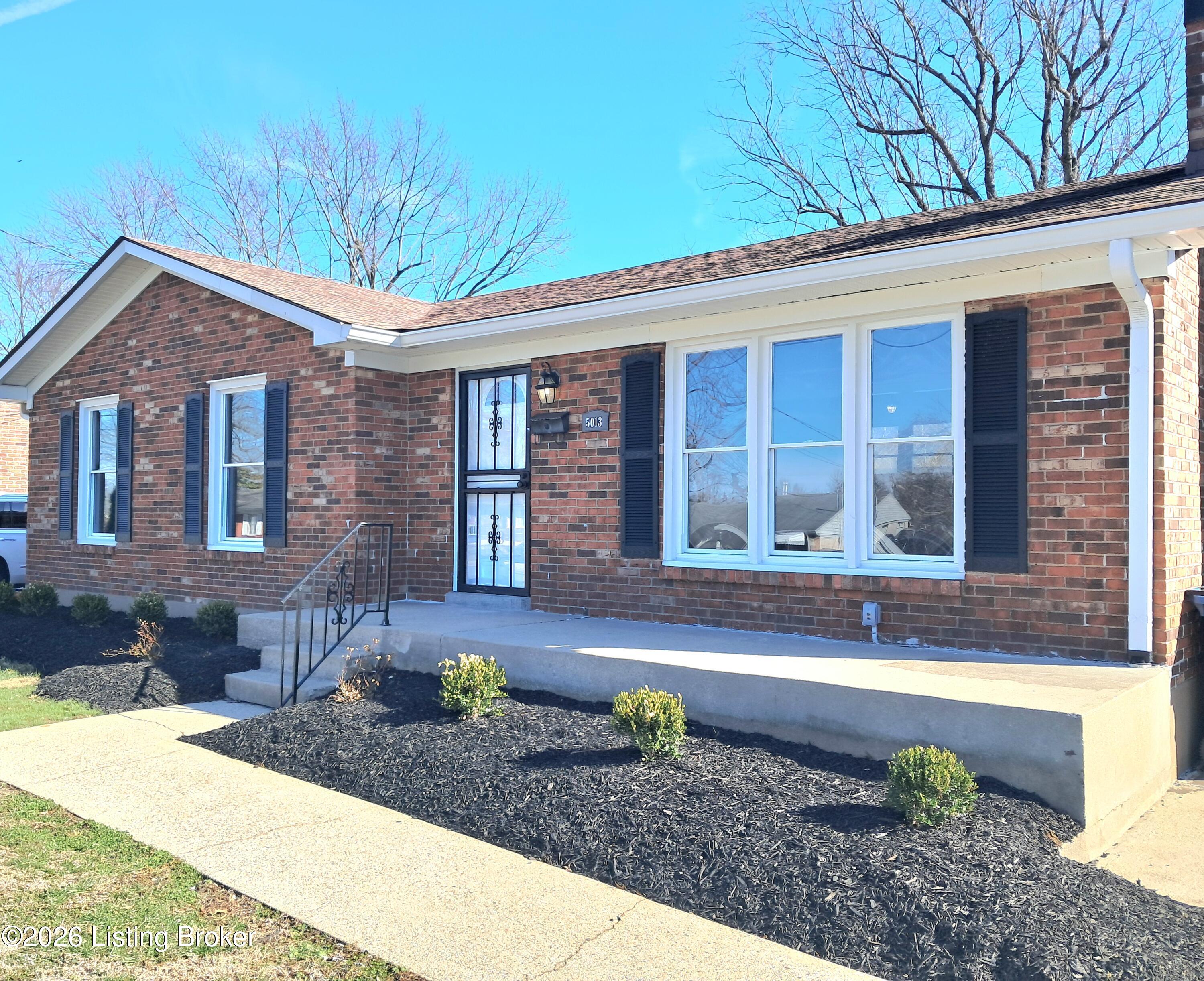 5013 Invicta Dr