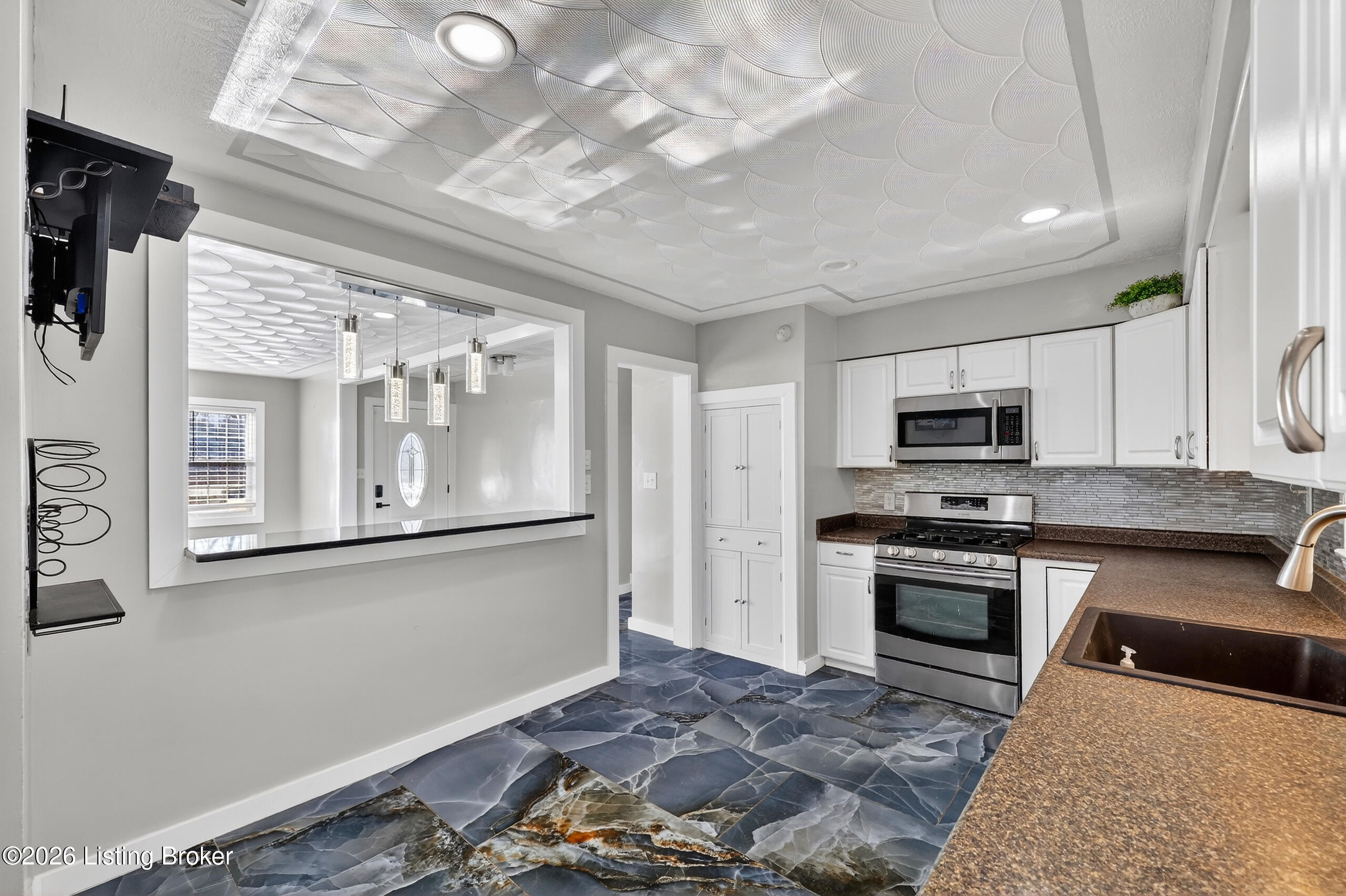 3705 S South Park Rd