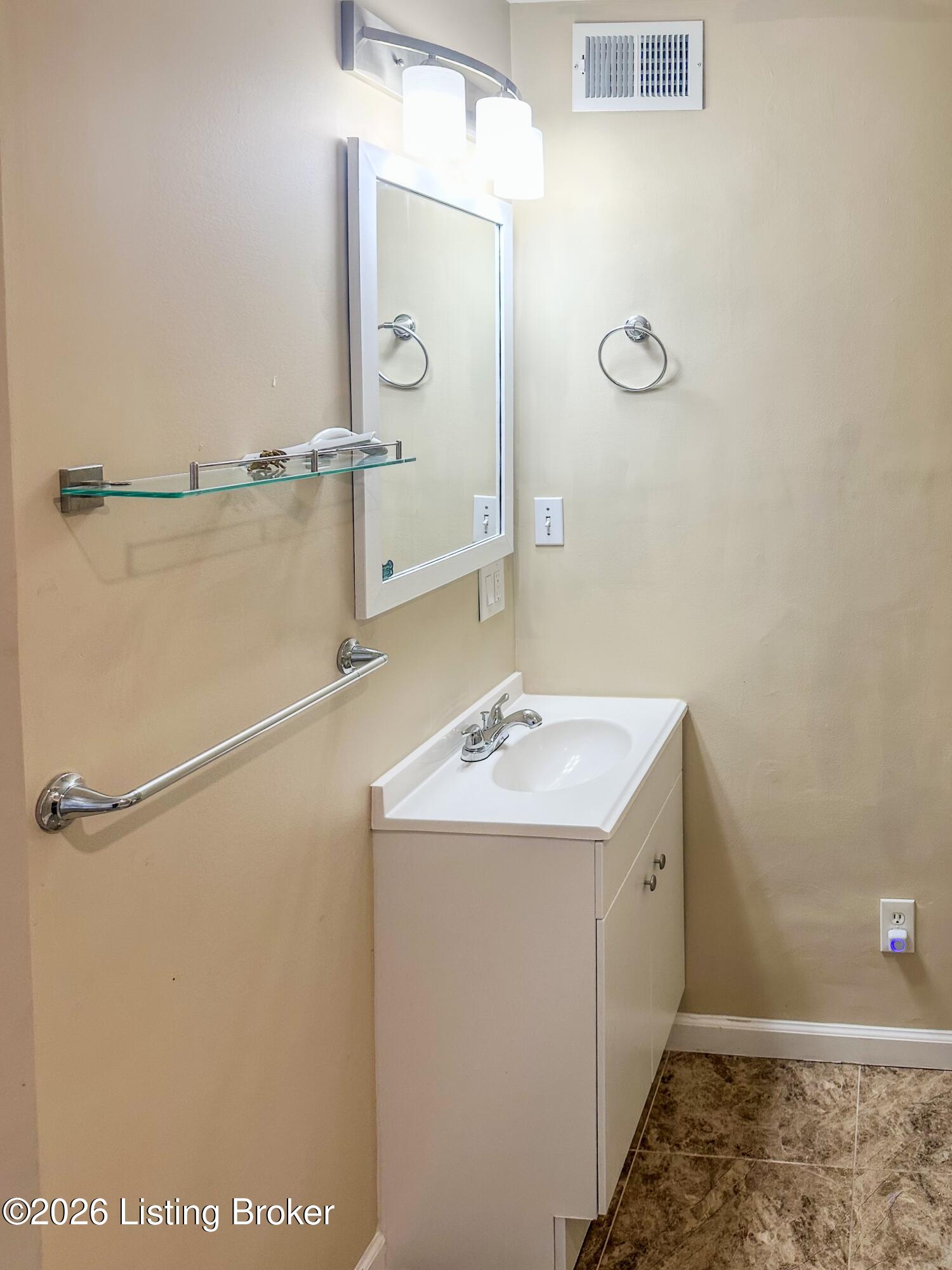 3705 S South Park Rd