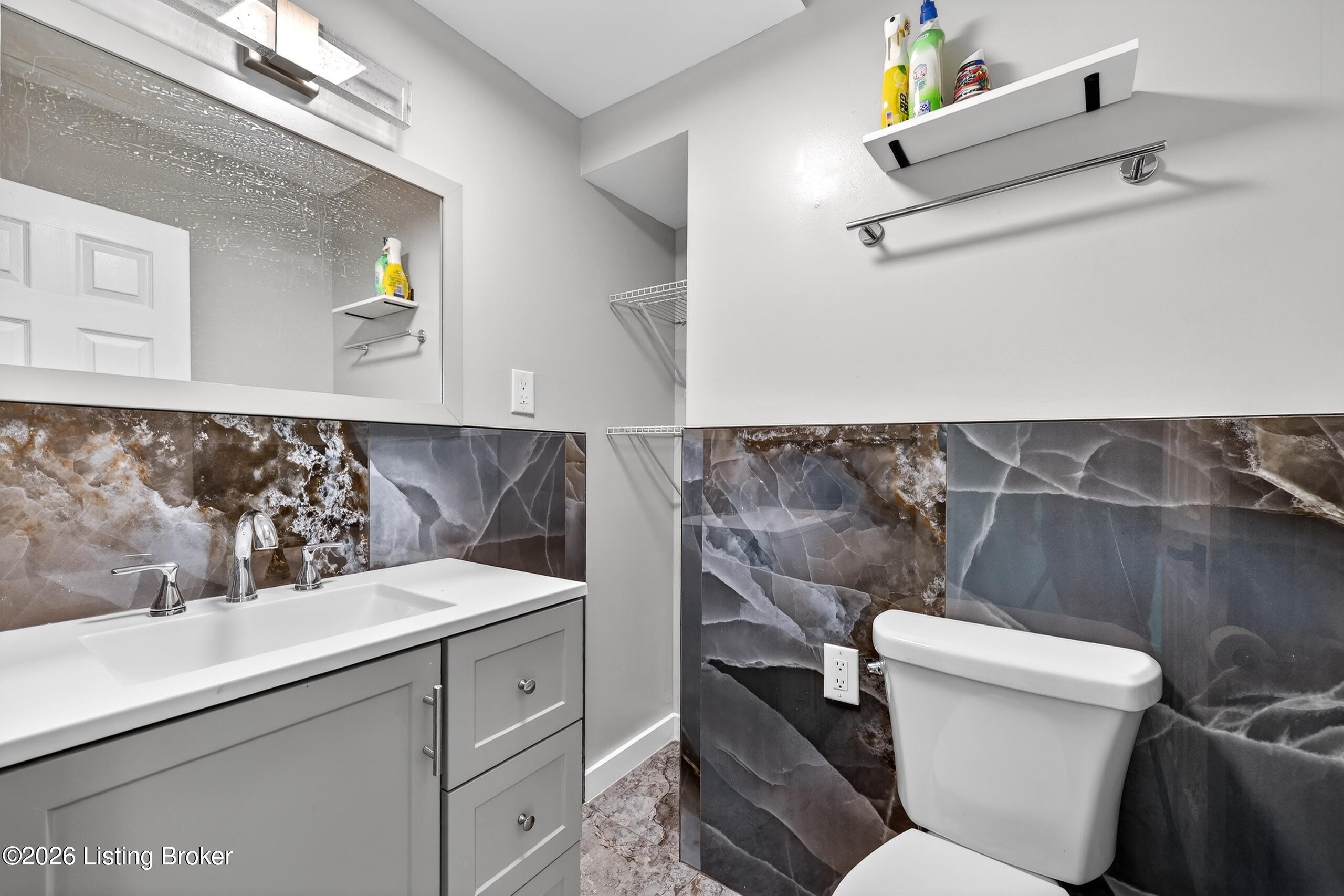 3705 S South Park Rd