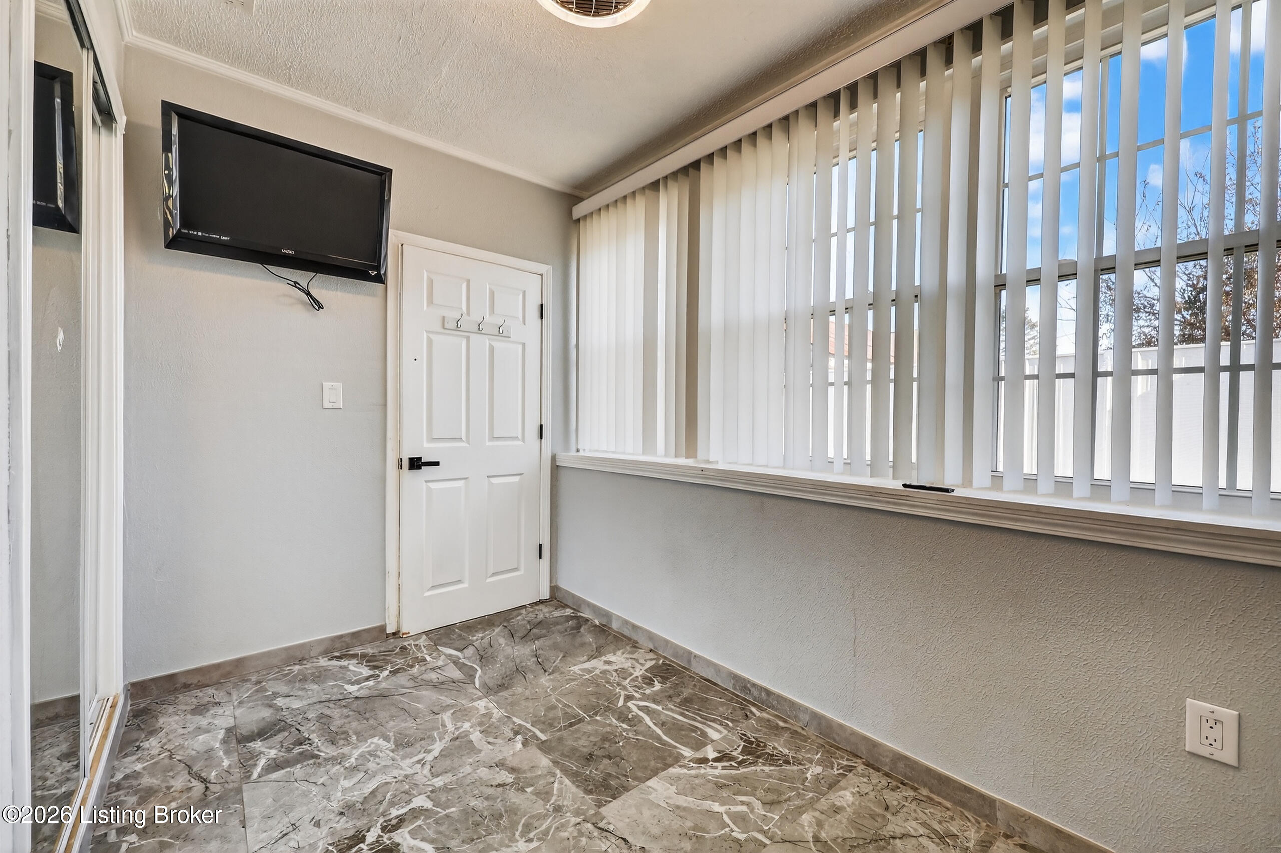 3705 S South Park Rd