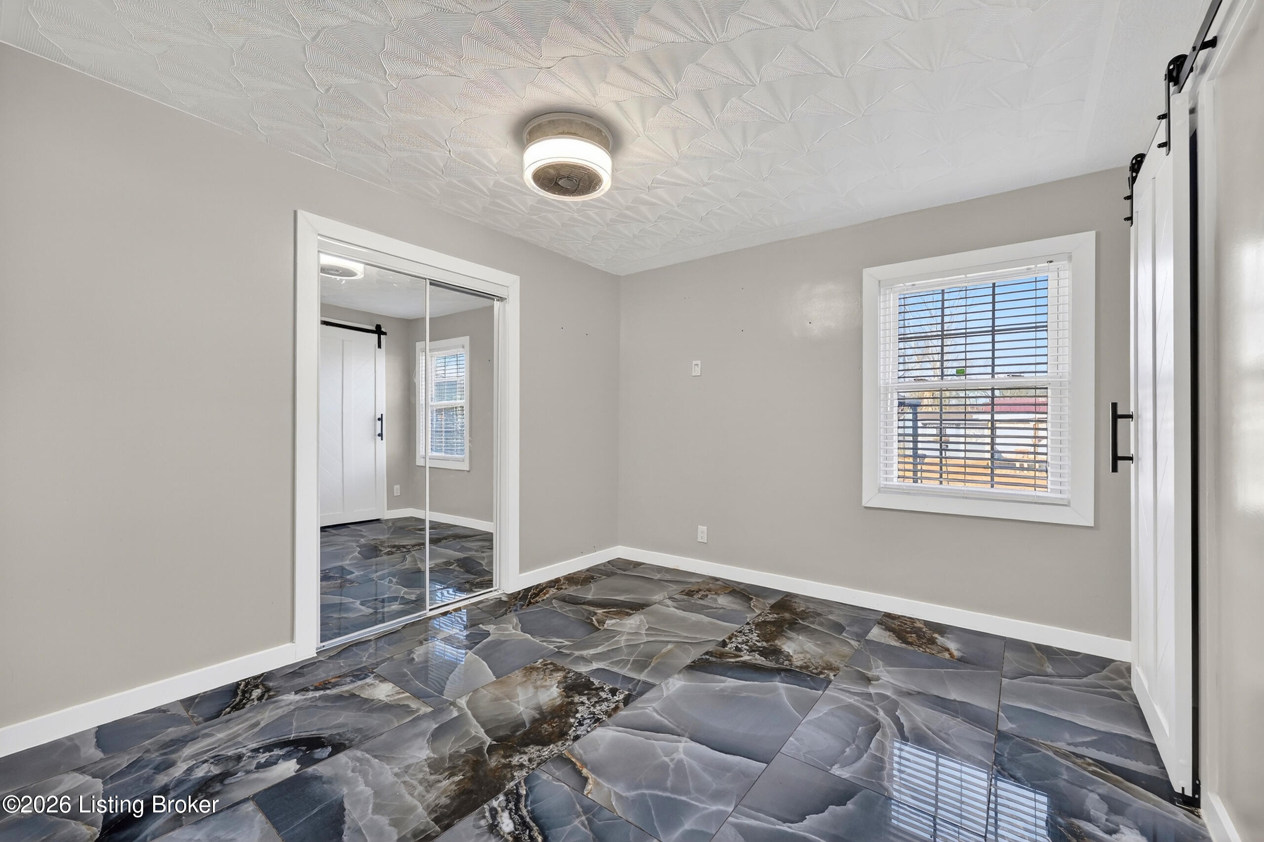 3705 S South Park Rd