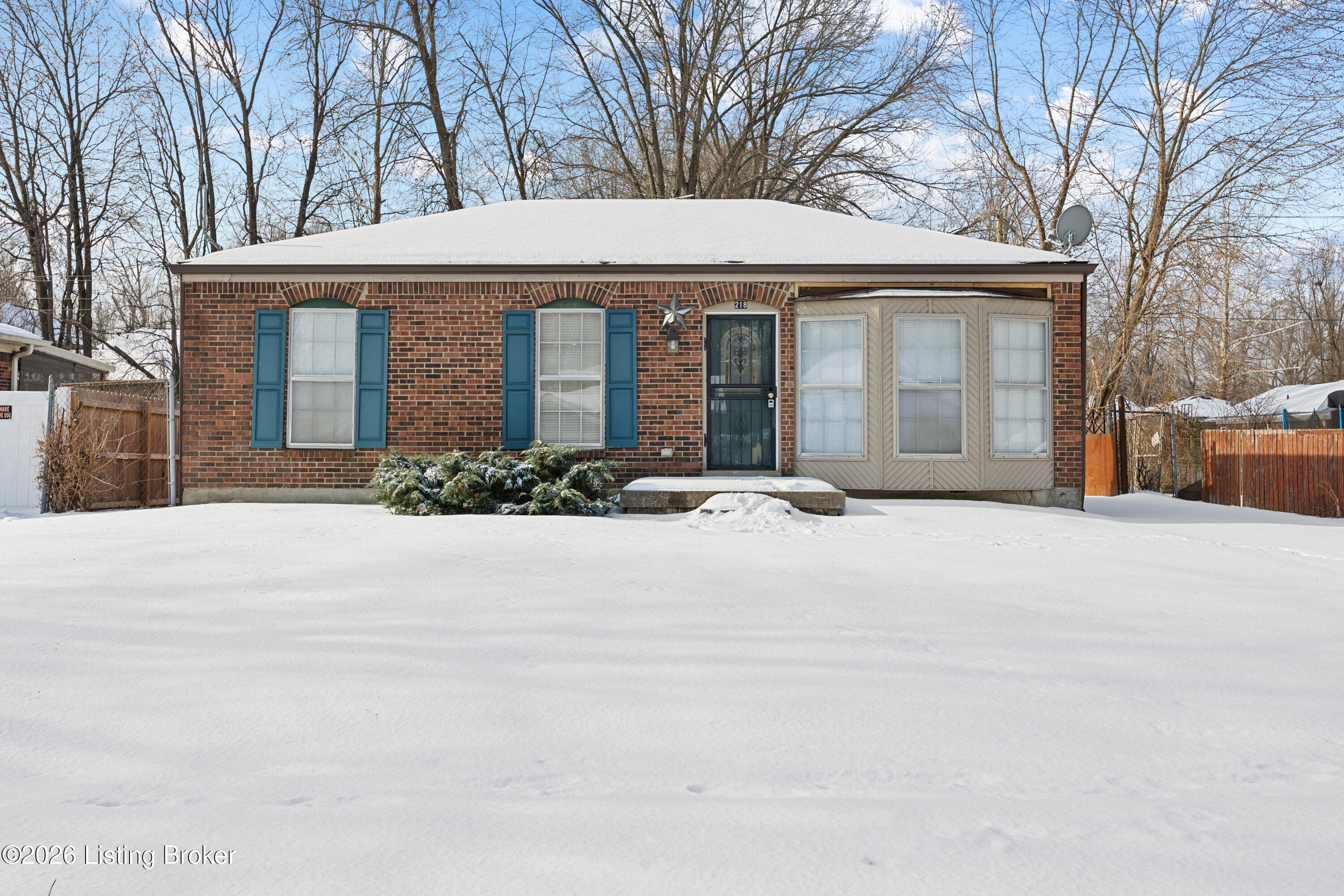 218 Glissade Dr