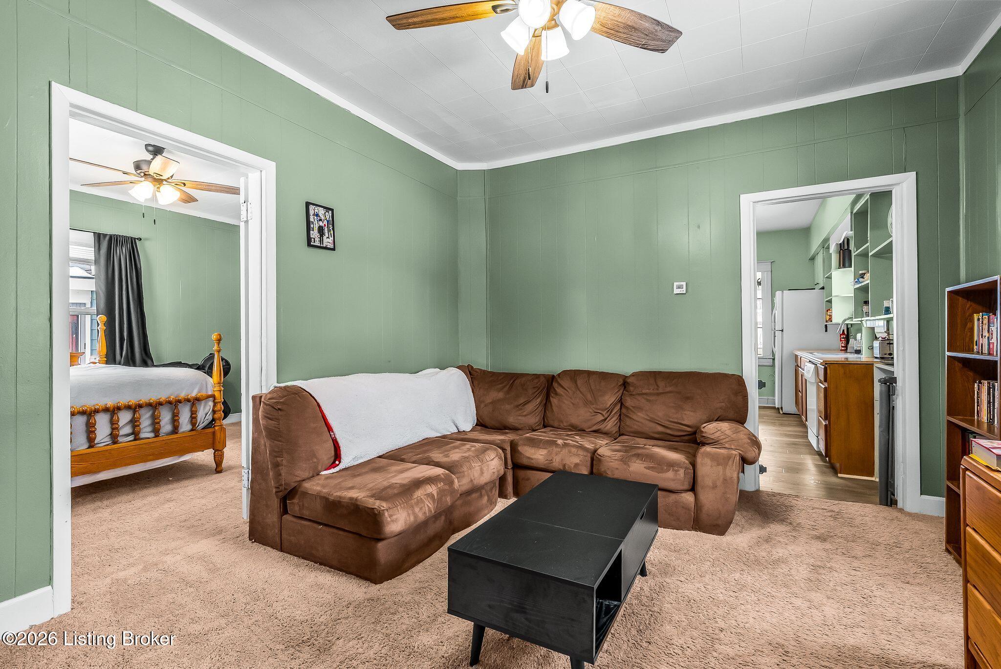 4000 Woodruff Ave
