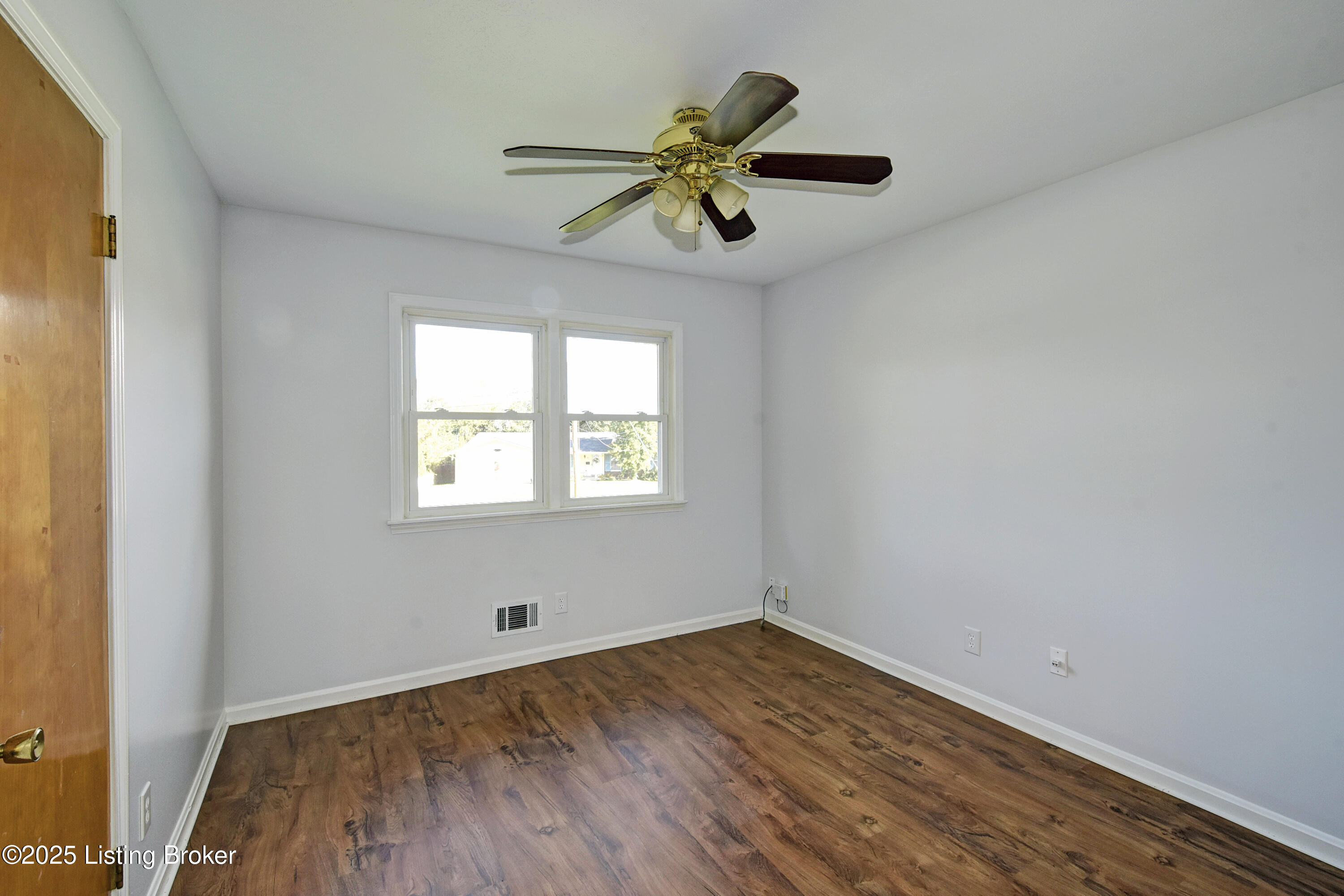 5004 Cedar Brook Ct