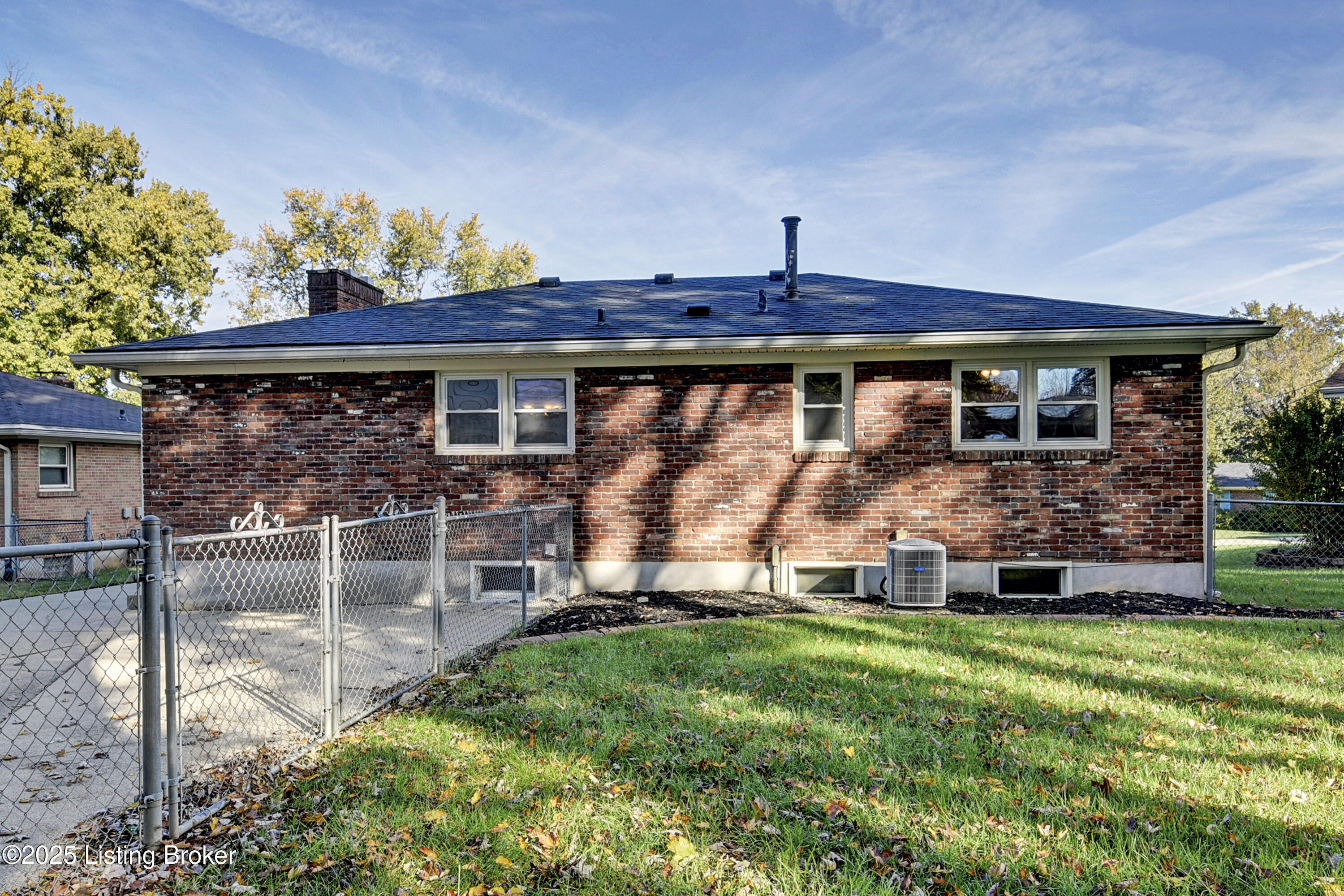 5004 Cedar Brook Ct