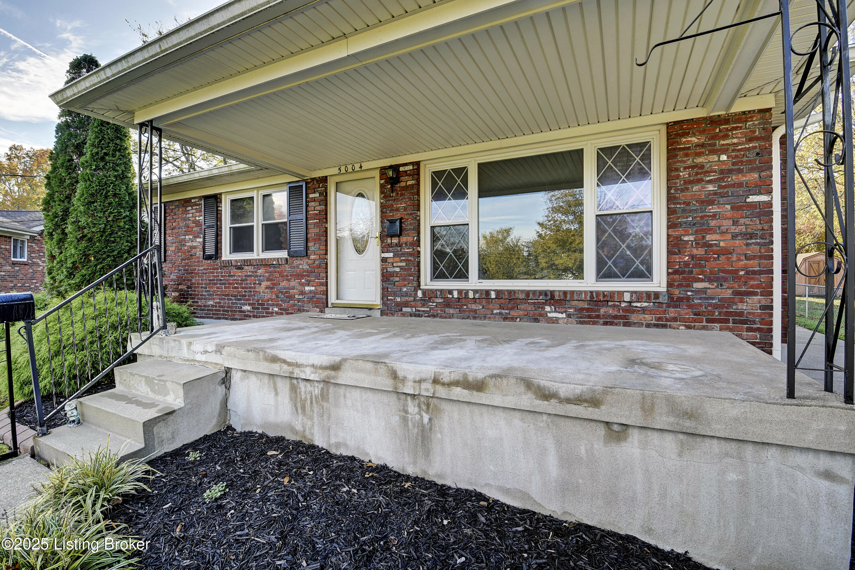 5004 Cedar Brook Ct