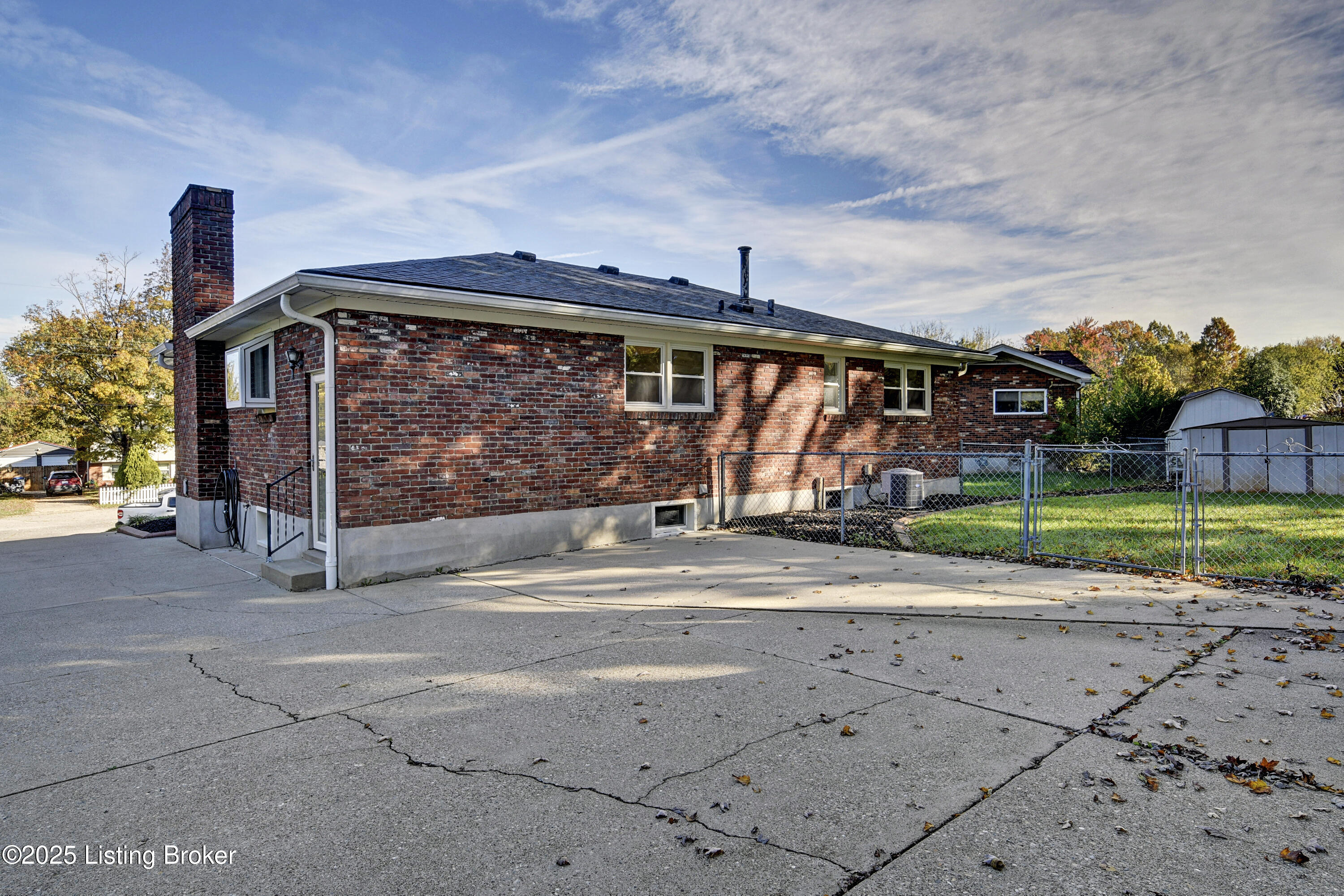 5004 Cedar Brook Ct