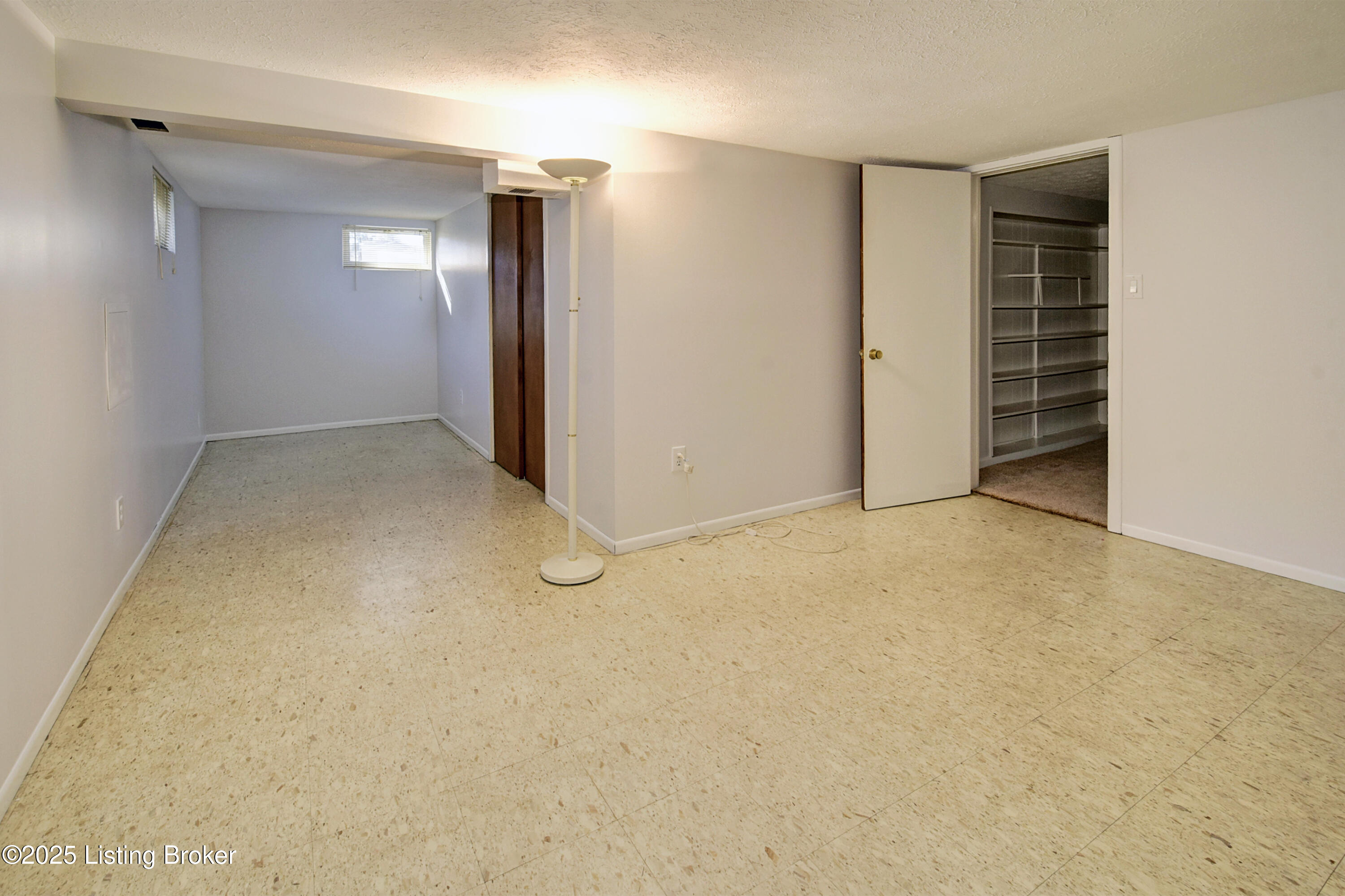 5004 Cedar Brook Ct