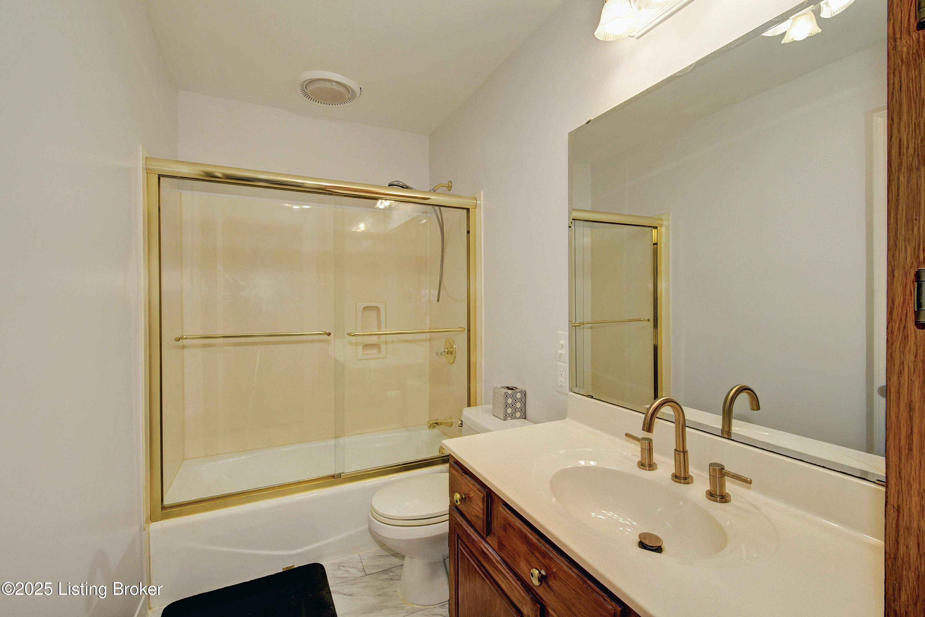 5004 Cedar Brook Ct