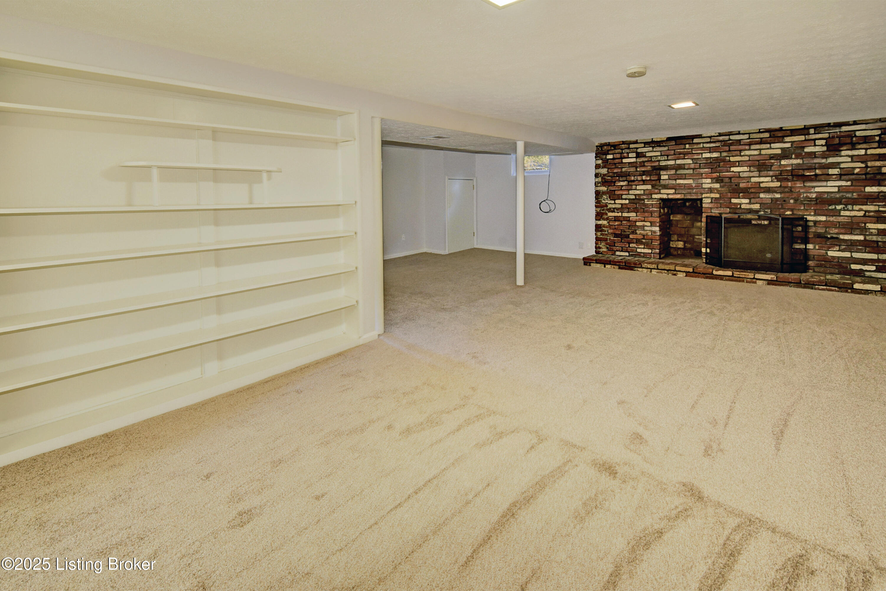 5004 Cedar Brook Ct