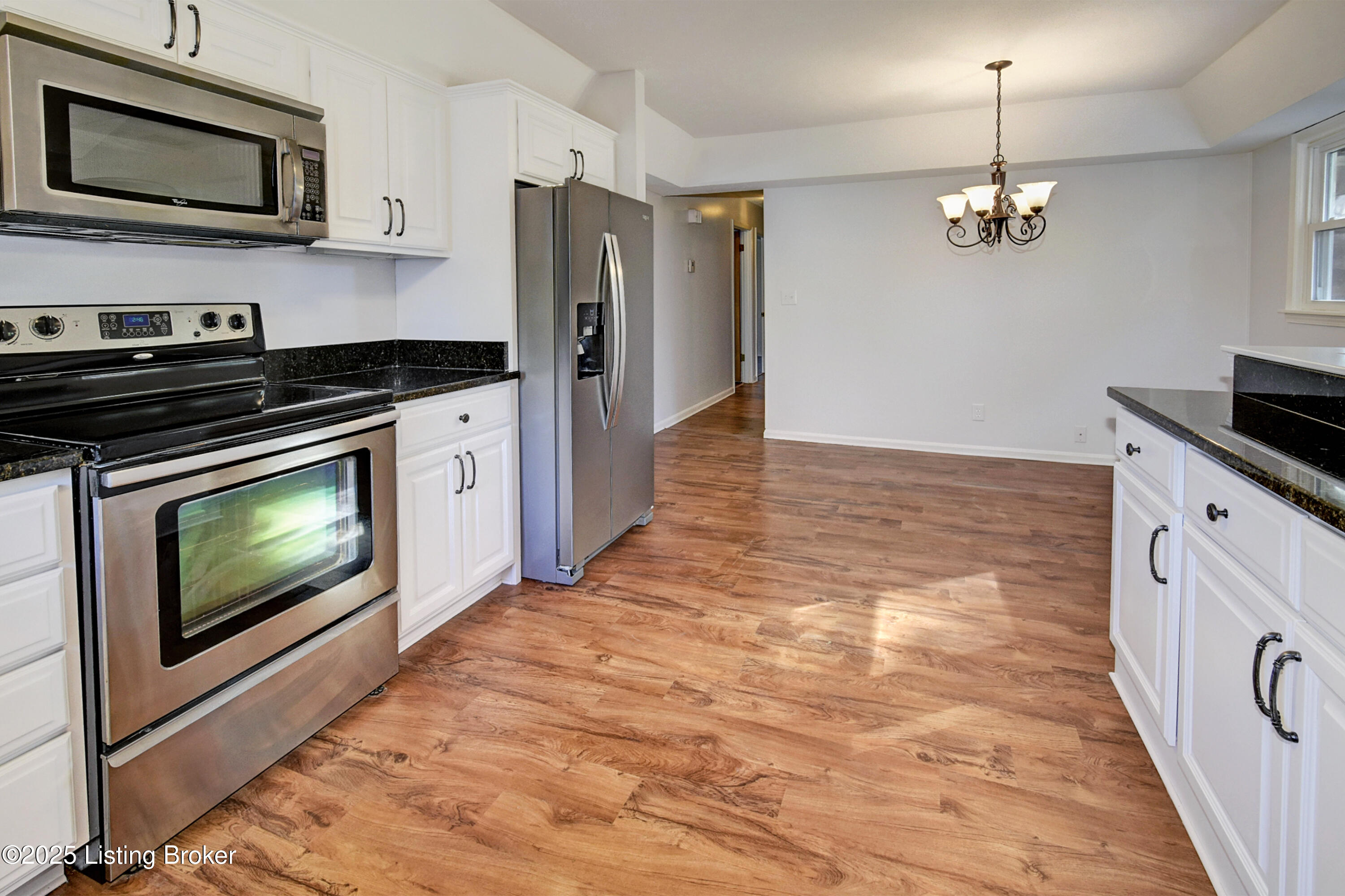 5004 Cedar Brook Ct