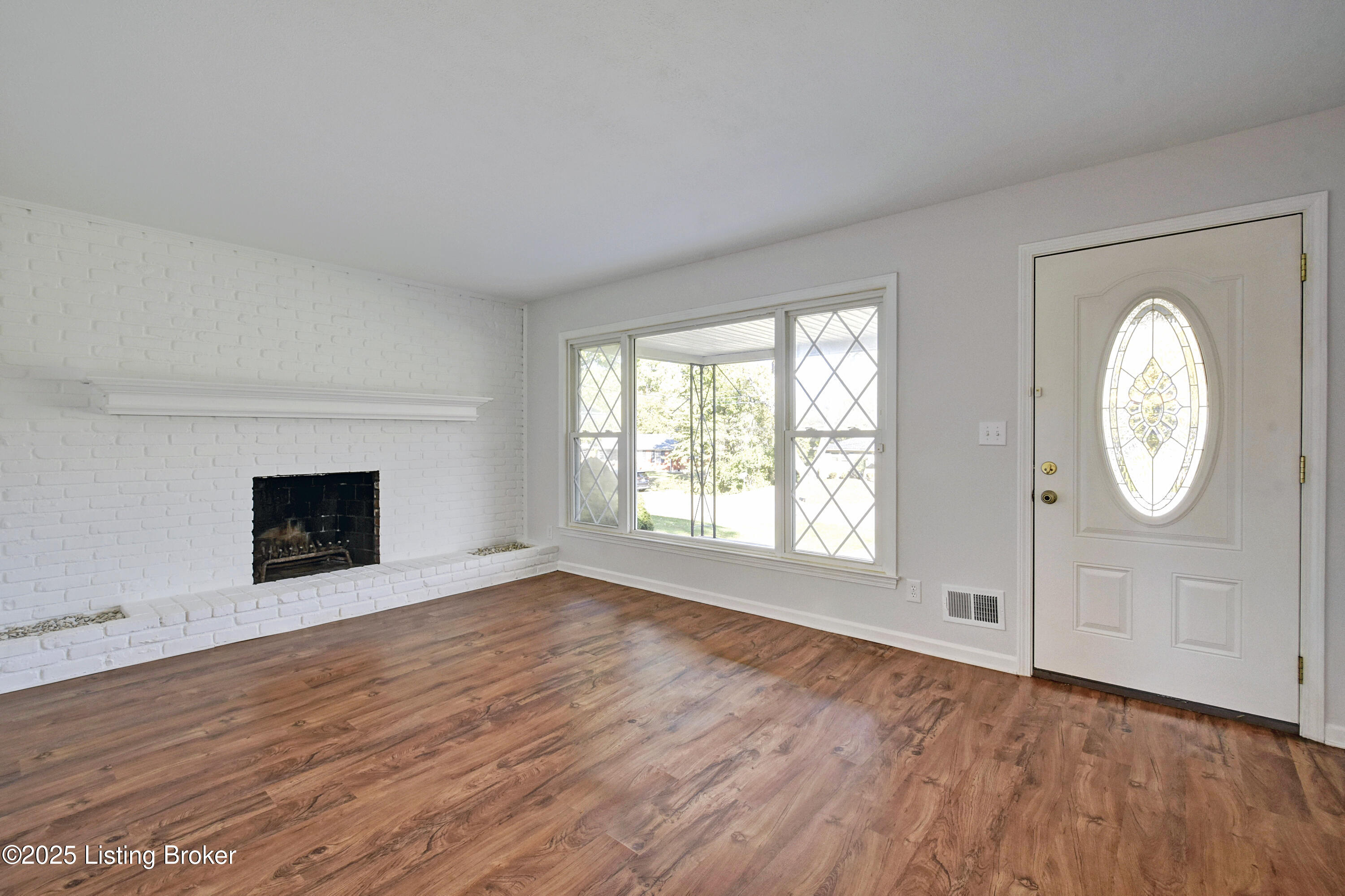 5004 Cedar Brook Ct