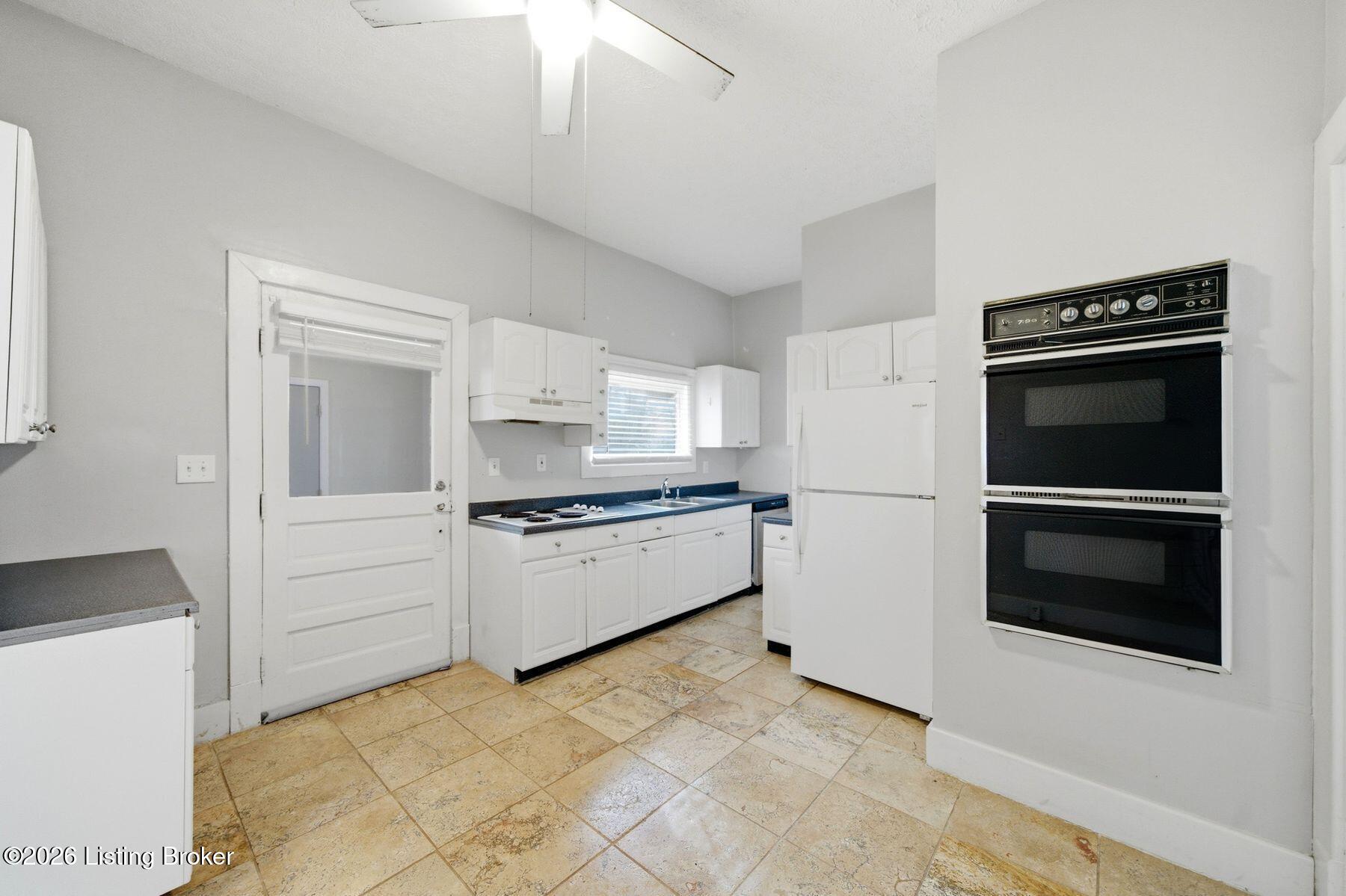 1416 Berry Blvd