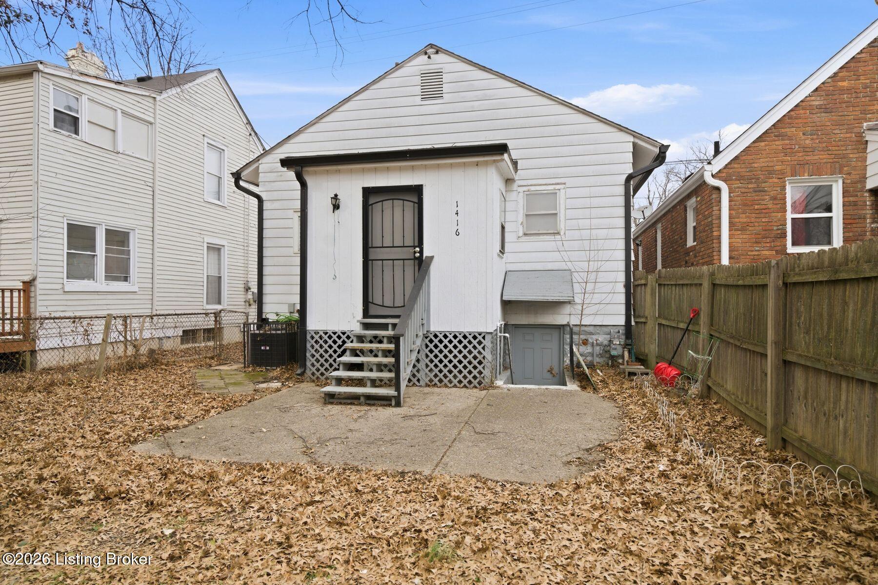 1416 Berry Blvd