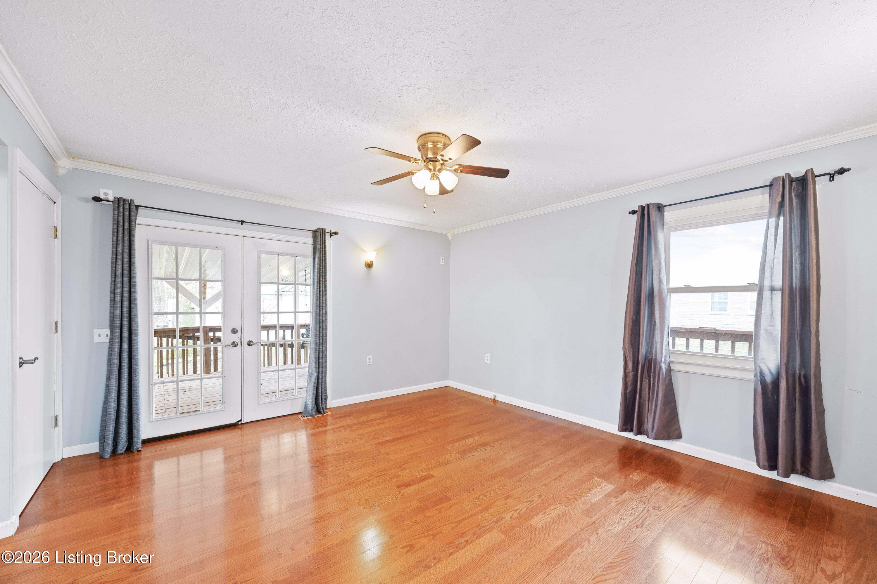 1325 W Vine St