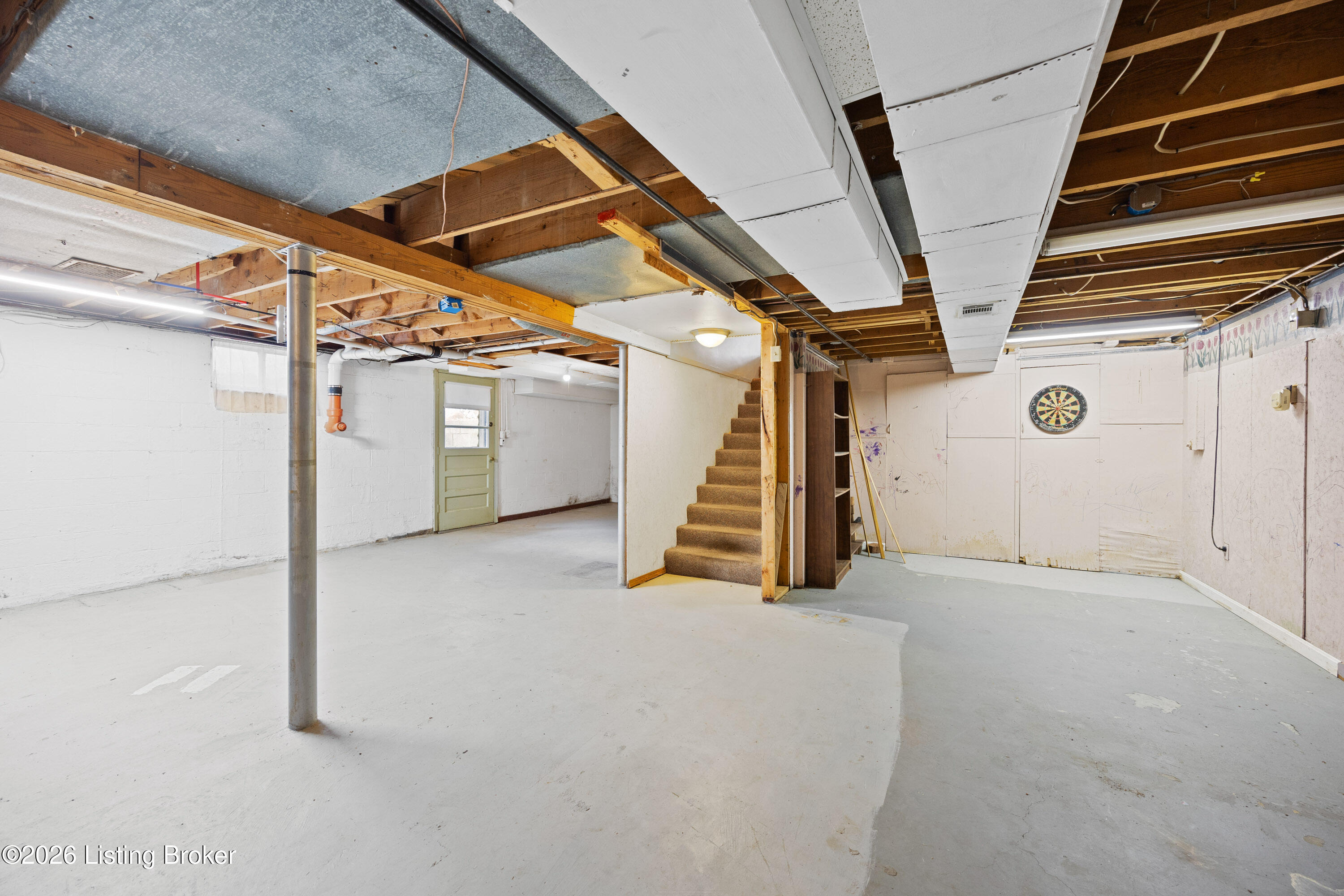 1325 W Vine St