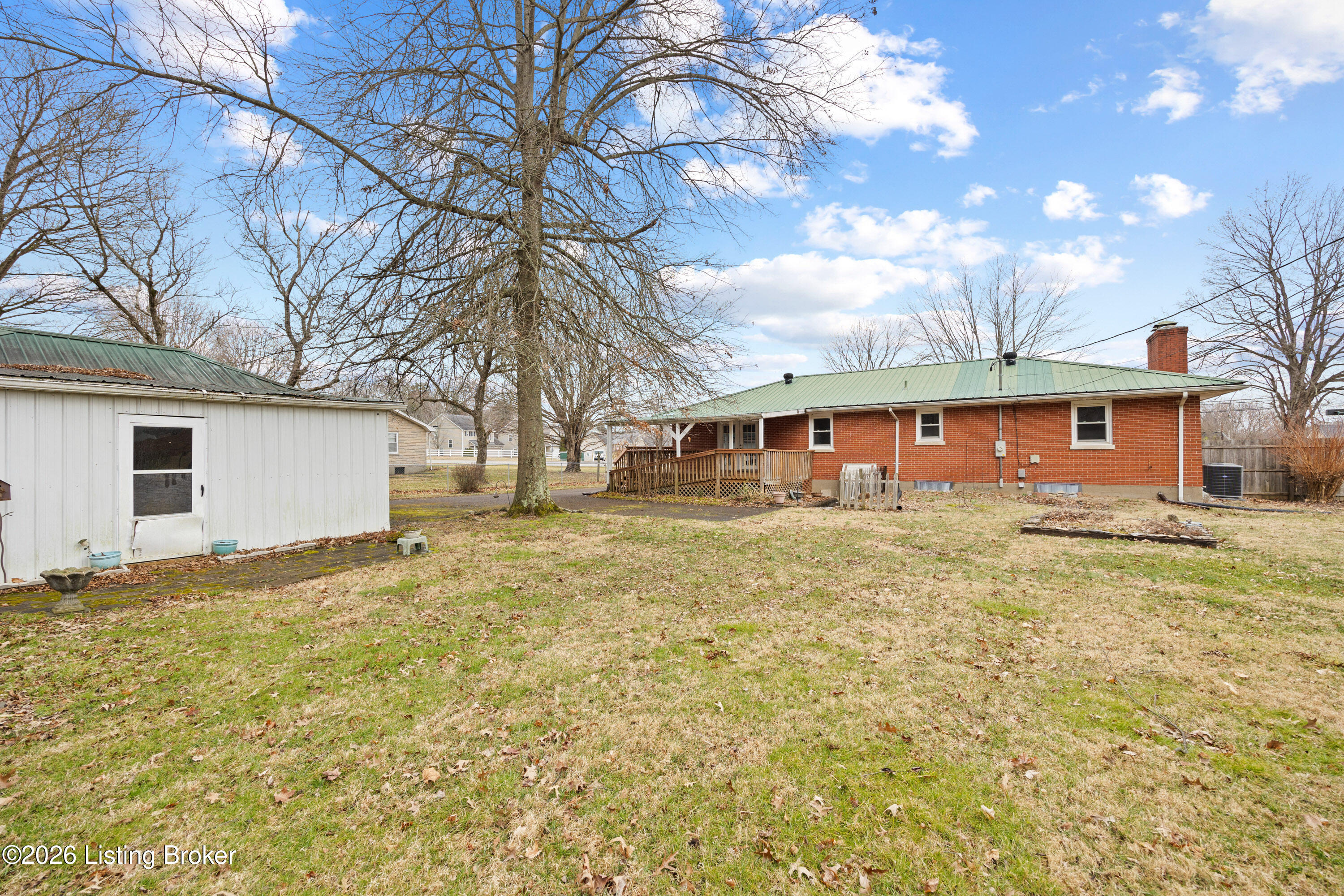 1325 W Vine St