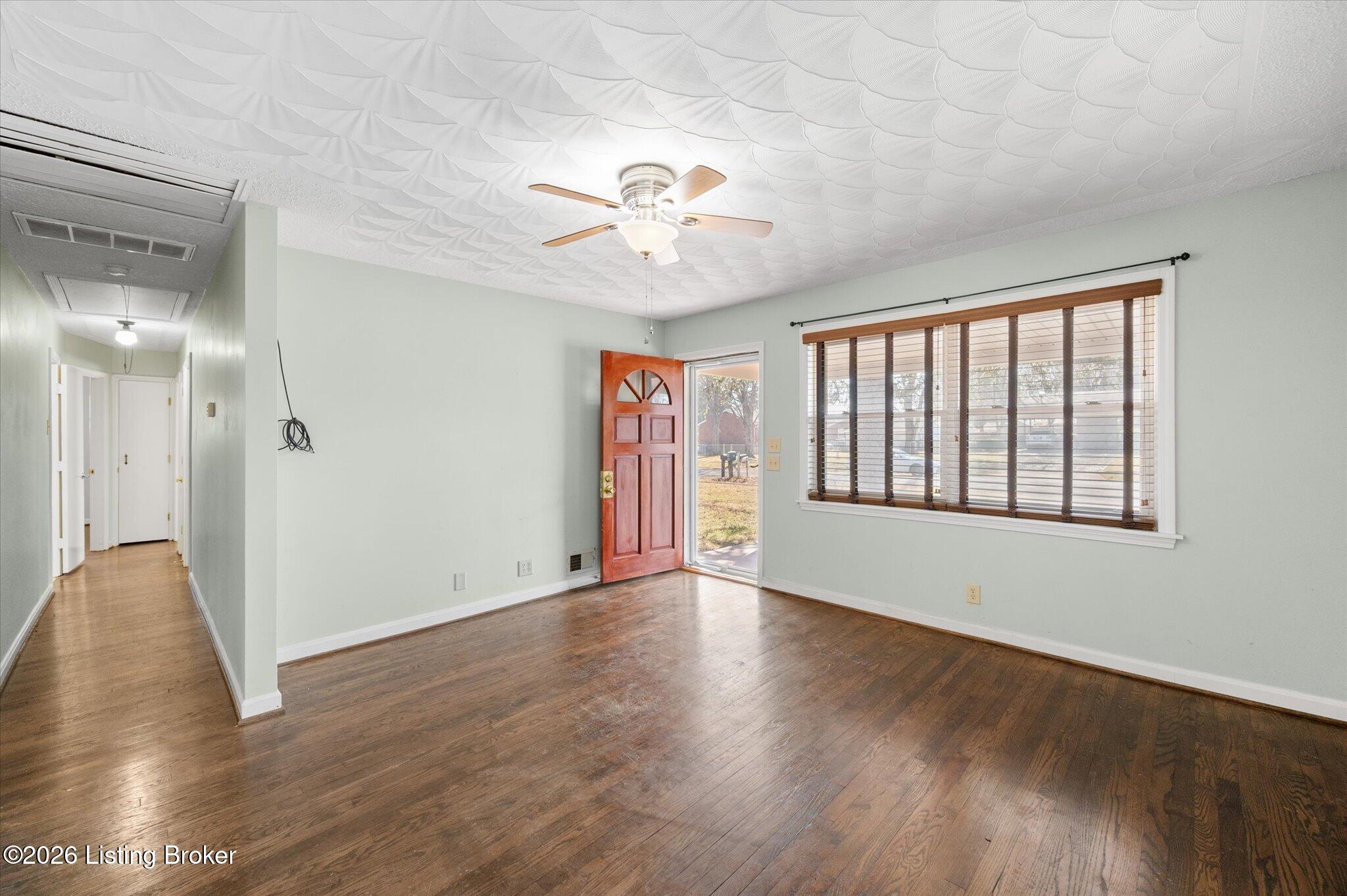 1912 Milburt Dr