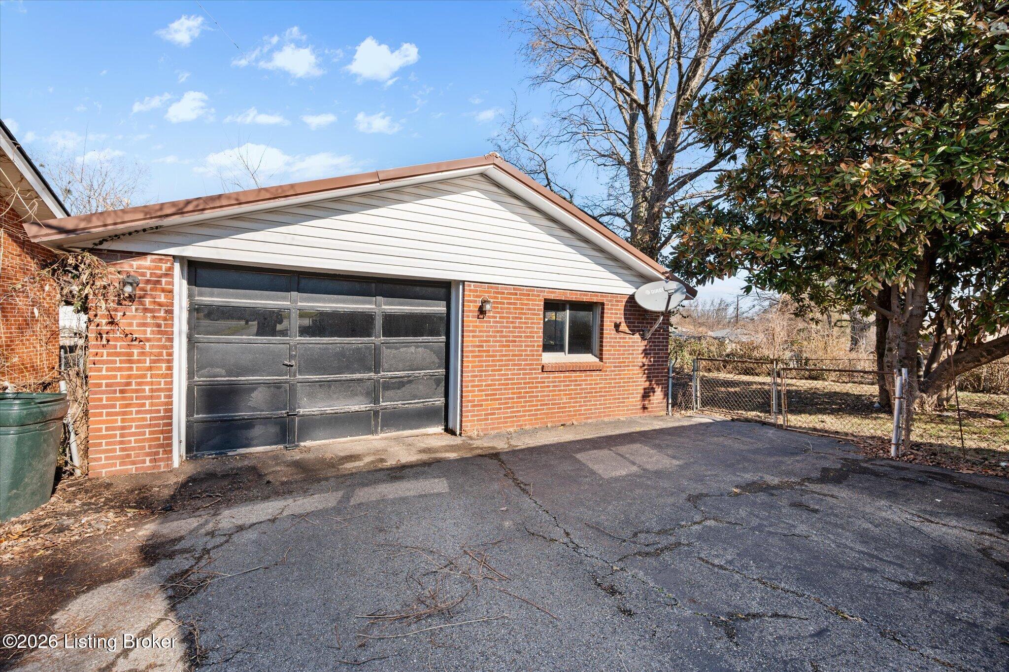 1912 Milburt Dr